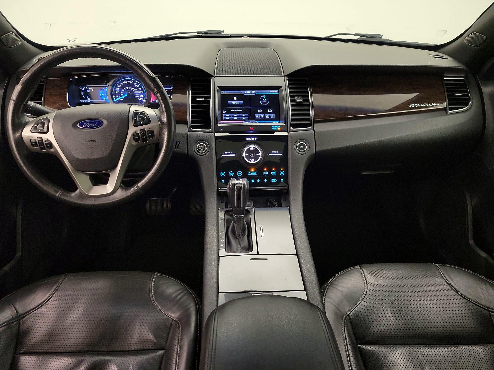Thumbnail: 2016 Ford Taurus - 9