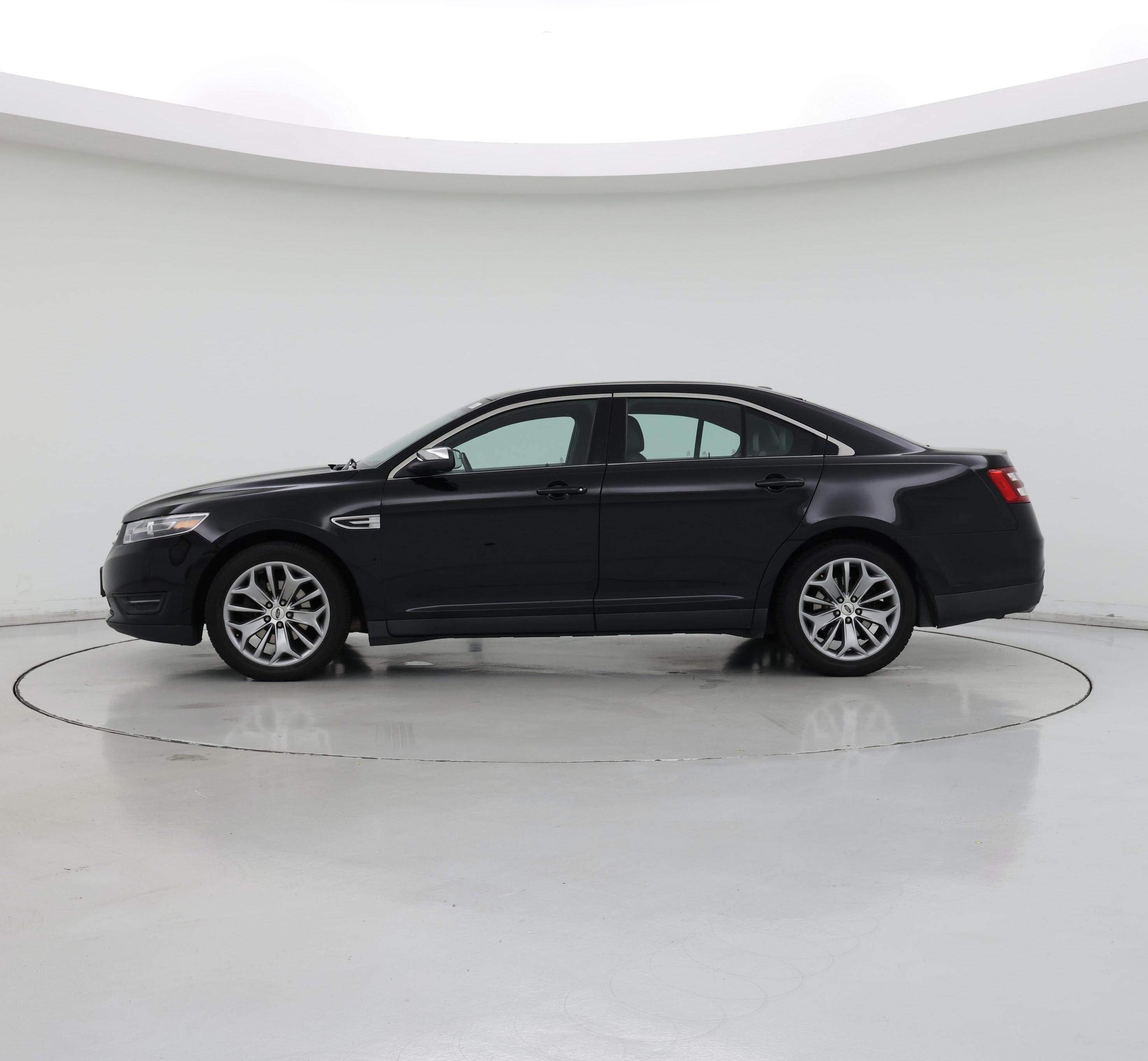 Thumbnail: 2016 Ford Taurus - 3
