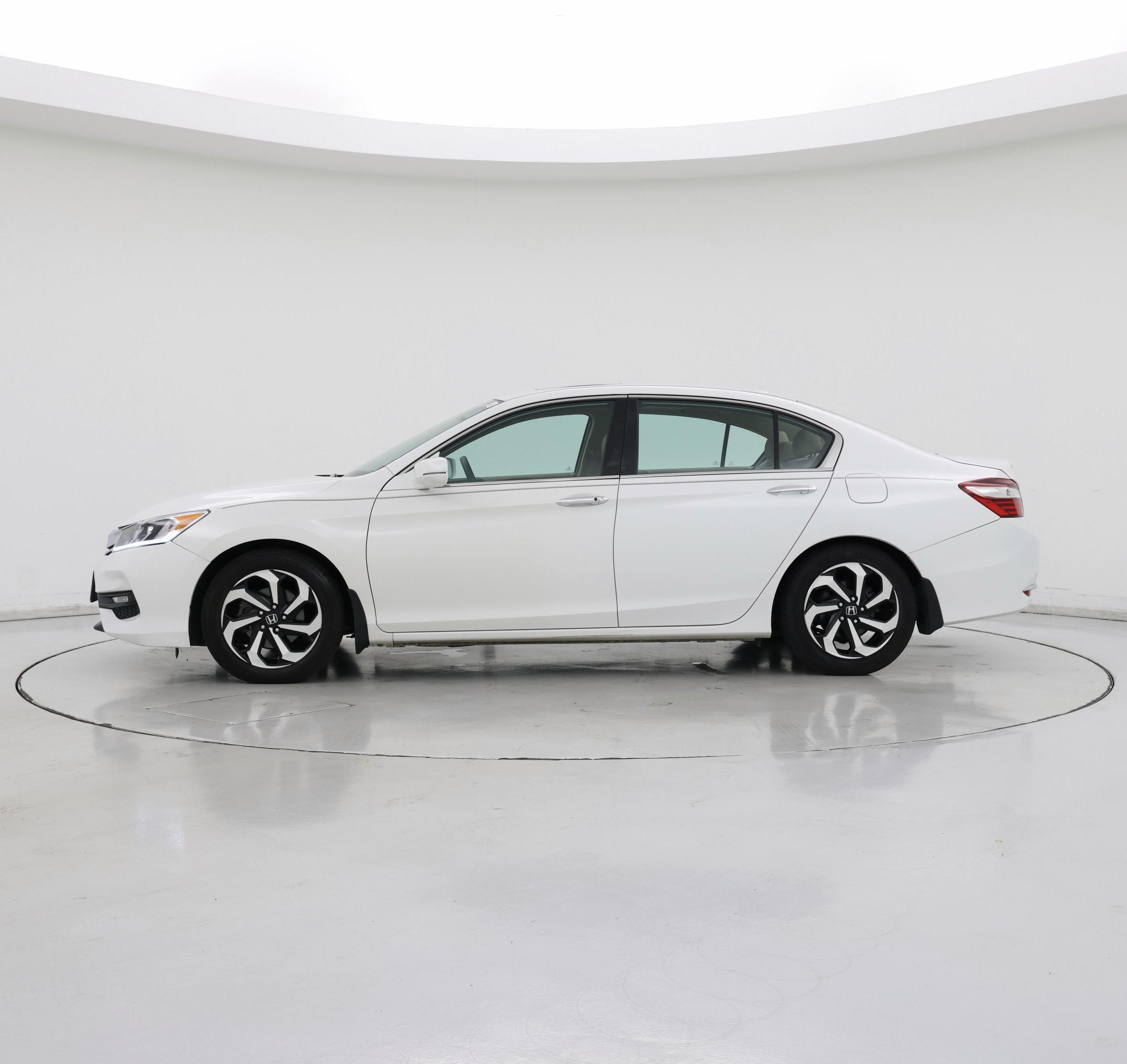 Thumbnail: 2016 Honda Accord - 3