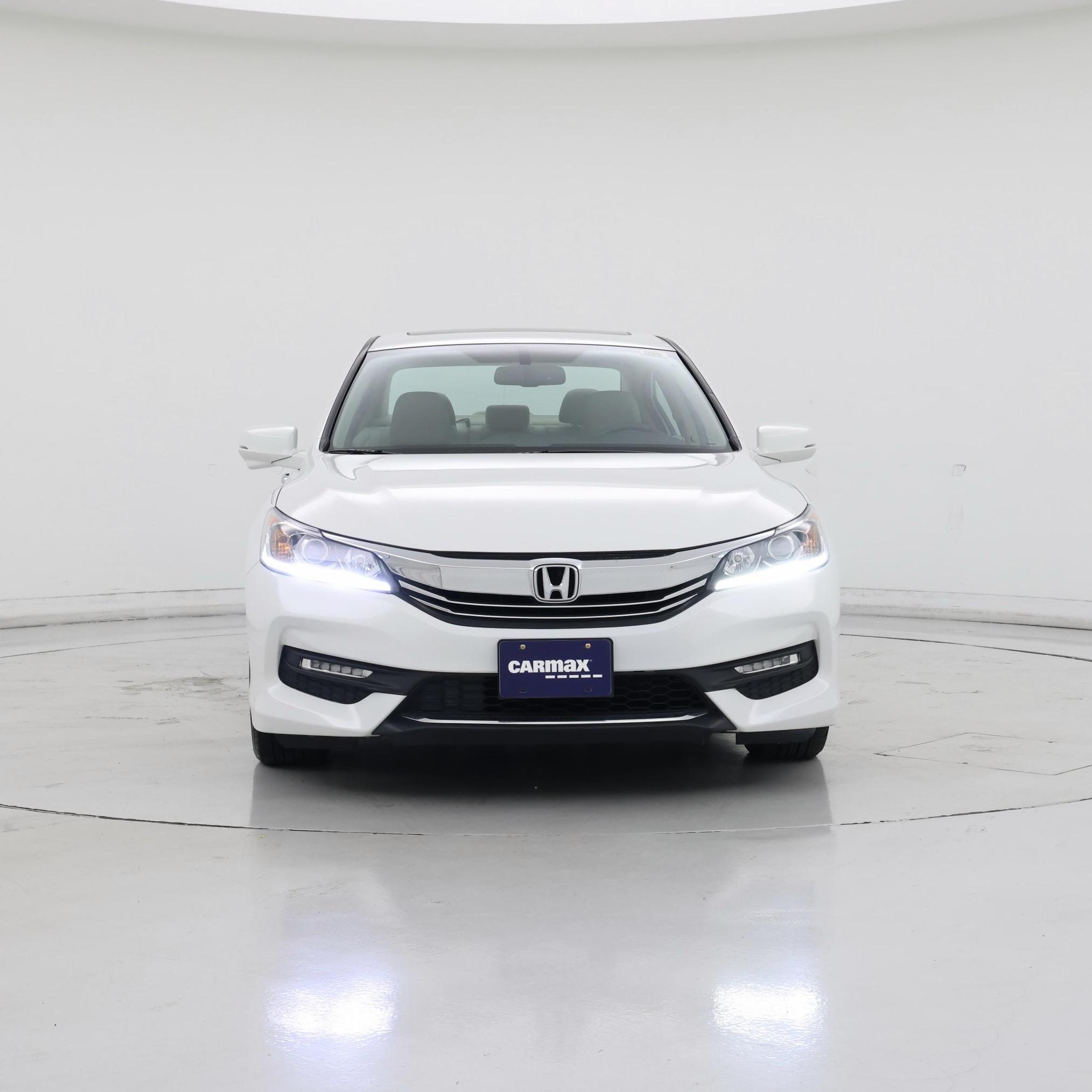 Thumbnail: 2016 Honda Accord - 5