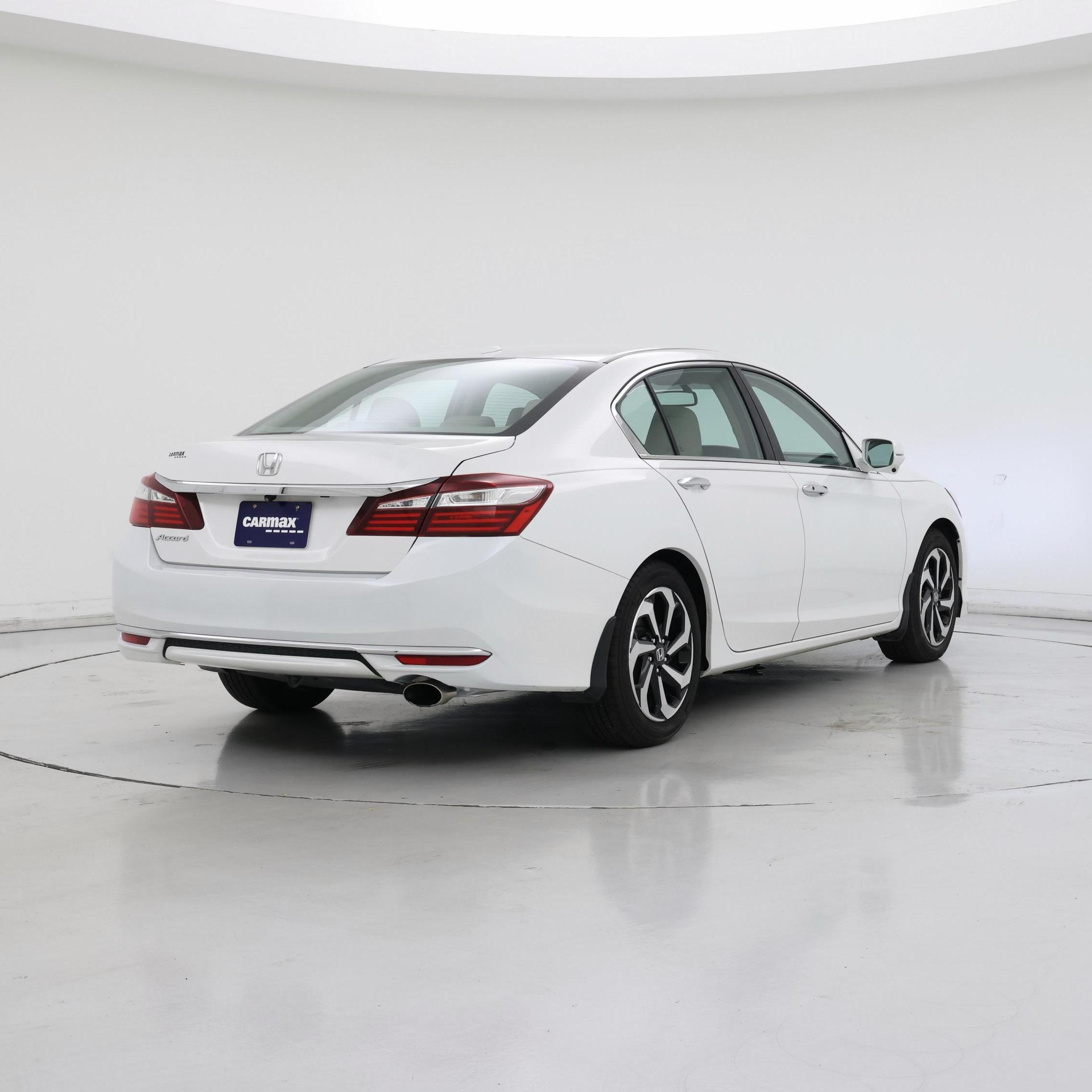 Thumbnail: 2016 Honda Accord - 8
