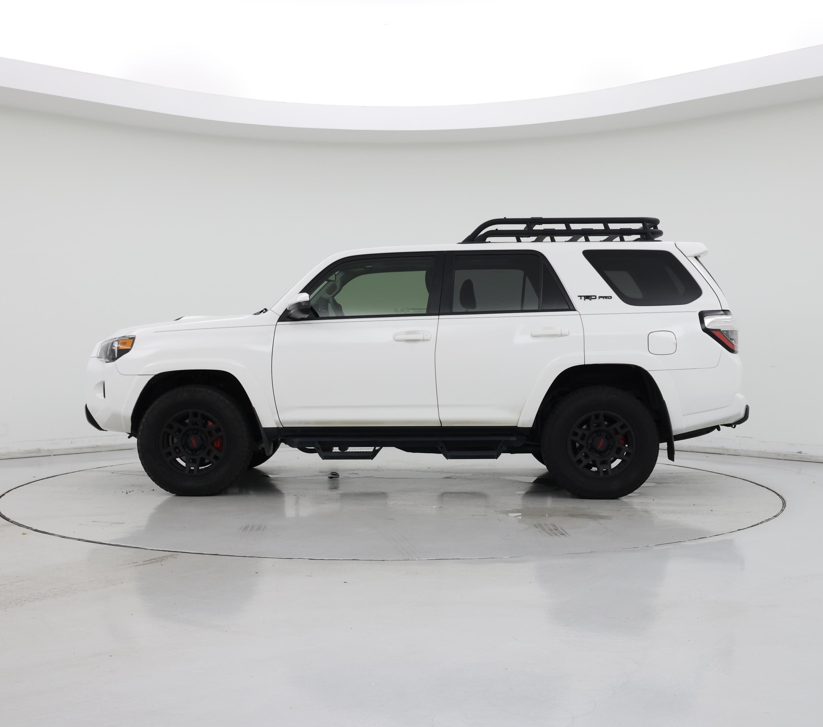 Thumbnail: 2020 Toyota 4Runner - 3