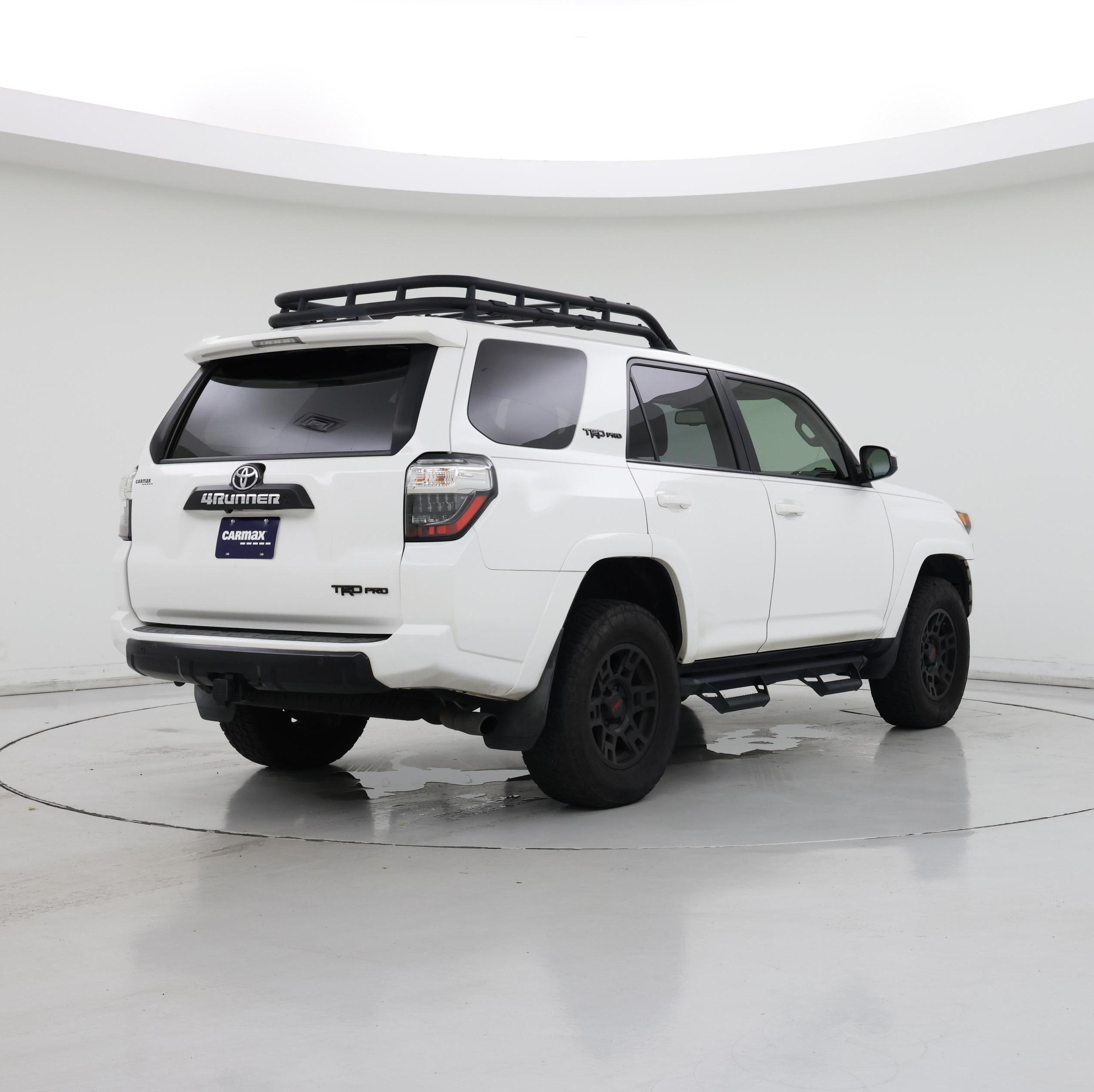 Thumbnail: 2020 Toyota 4Runner - 8
