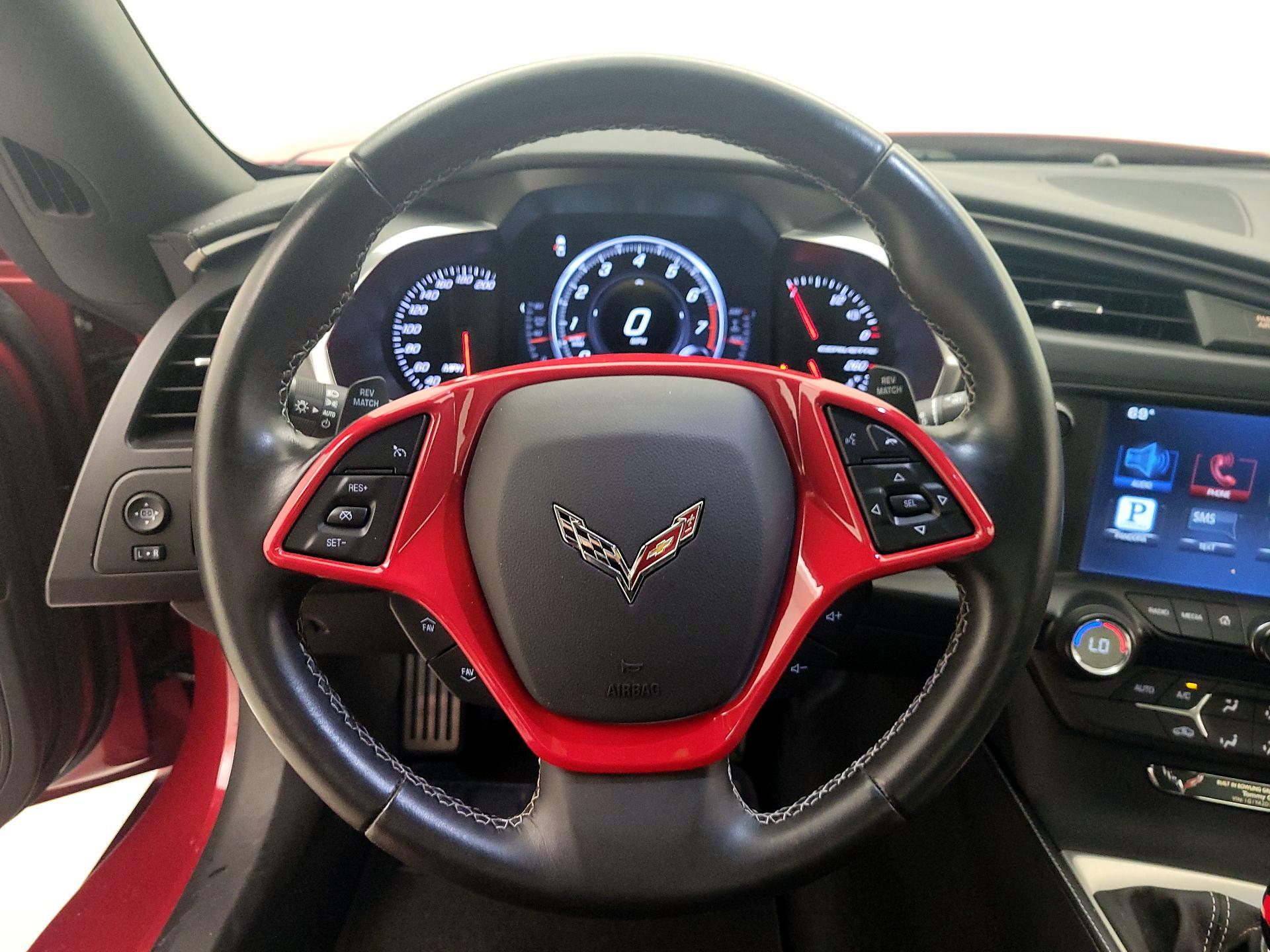 Thumbnail: 2015 Chevrolet Corvette - 10