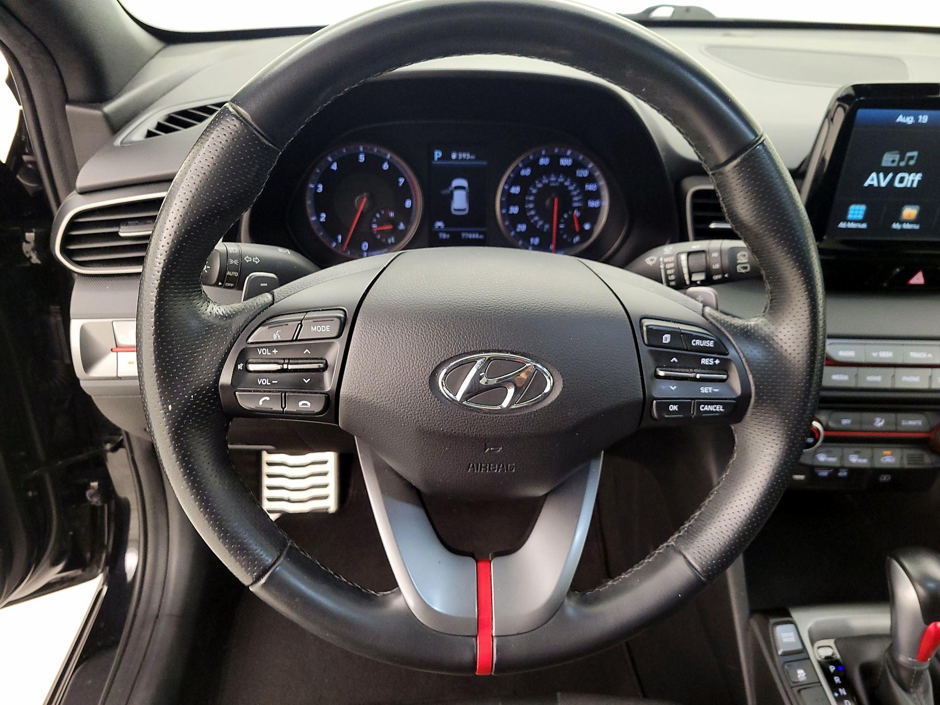 Thumbnail: 2019 Hyundai Veloster - 10