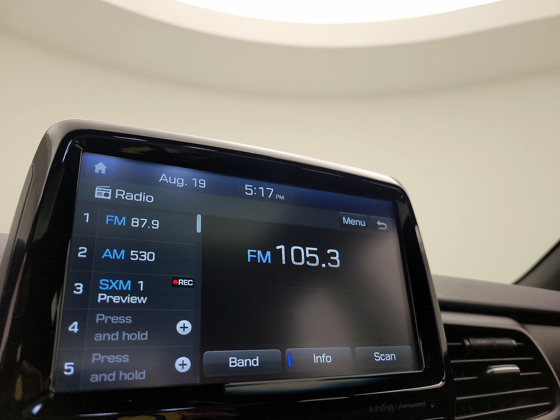 Thumbnail: 2019 Hyundai Veloster - 15