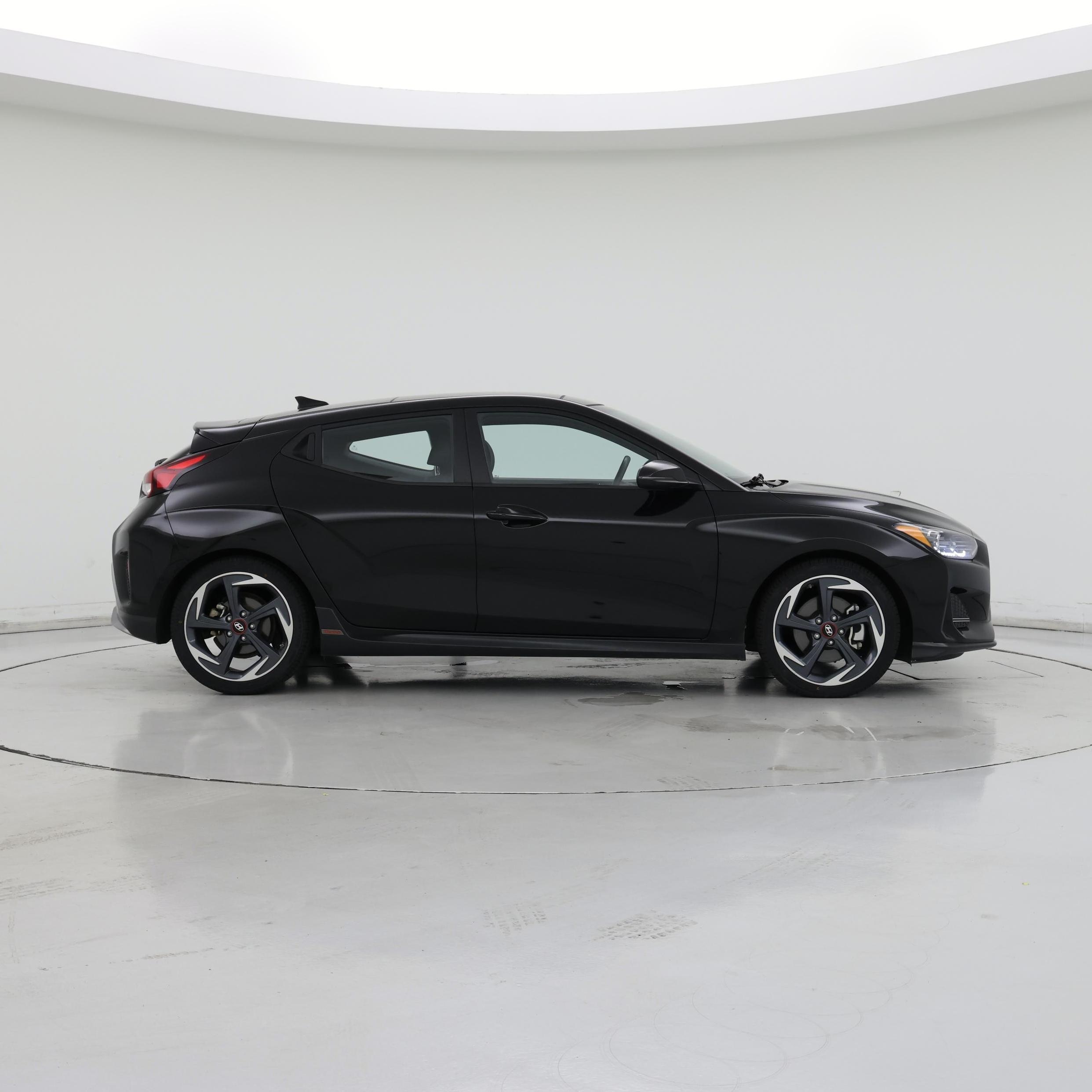 Thumbnail: 2019 Hyundai Veloster - 7