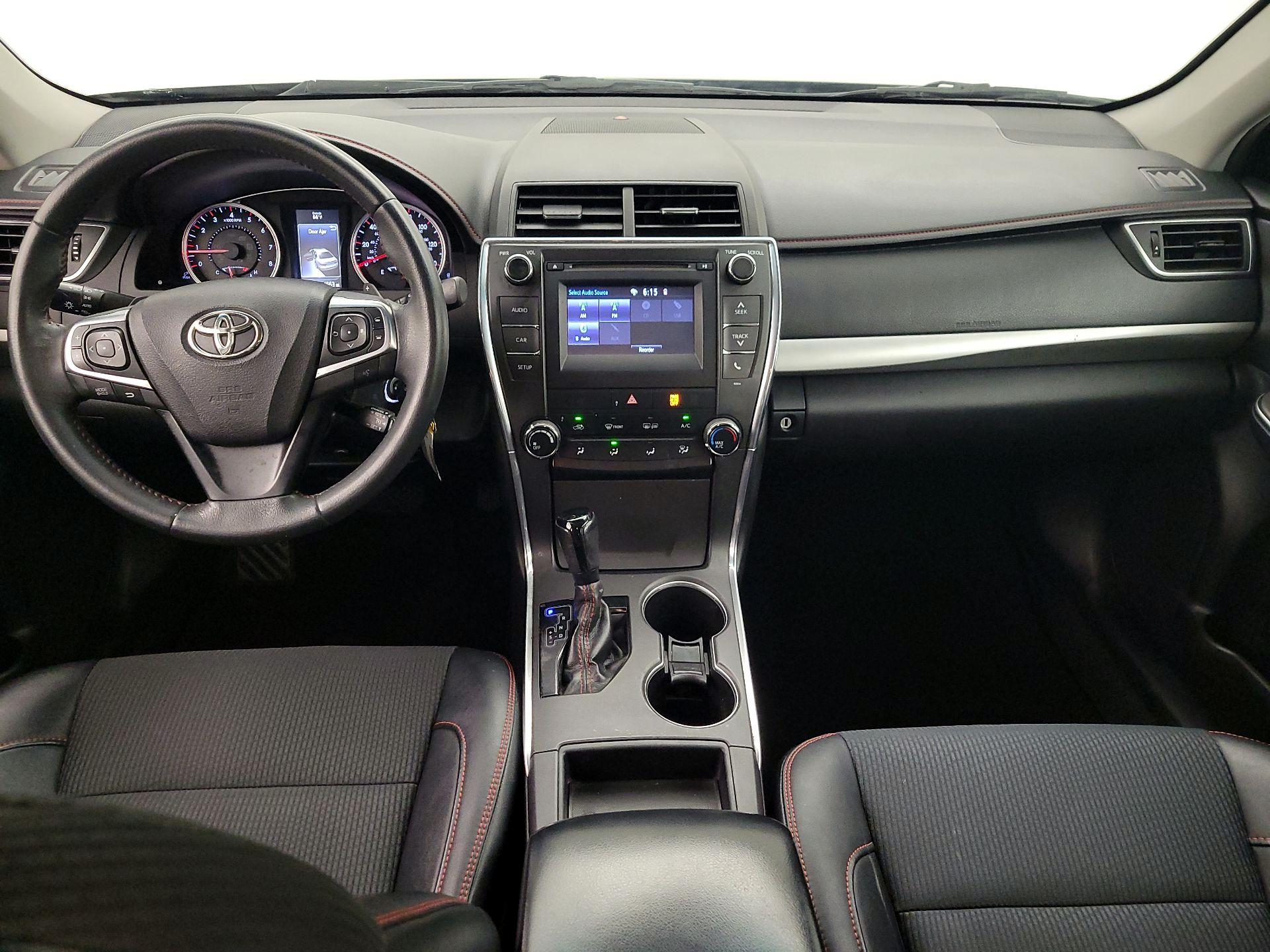 Thumbnail: 2017 Toyota Camry - 9