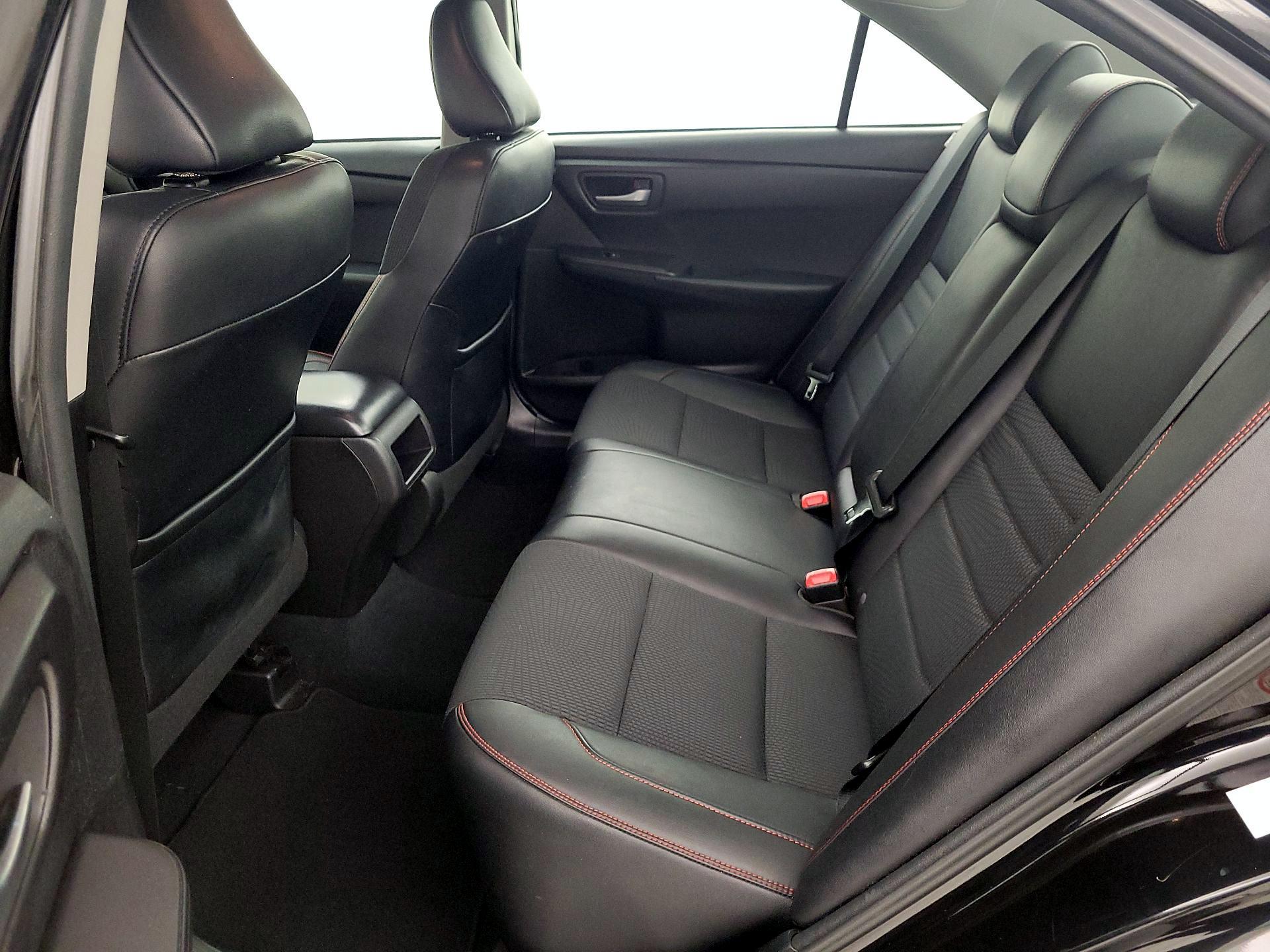 Thumbnail: 2017 Toyota Camry - 19