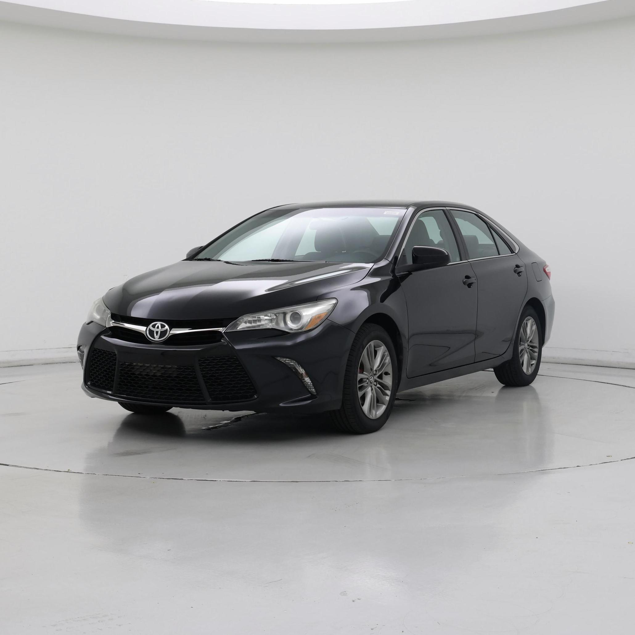 Thumbnail: 2017 Toyota Camry - 4
