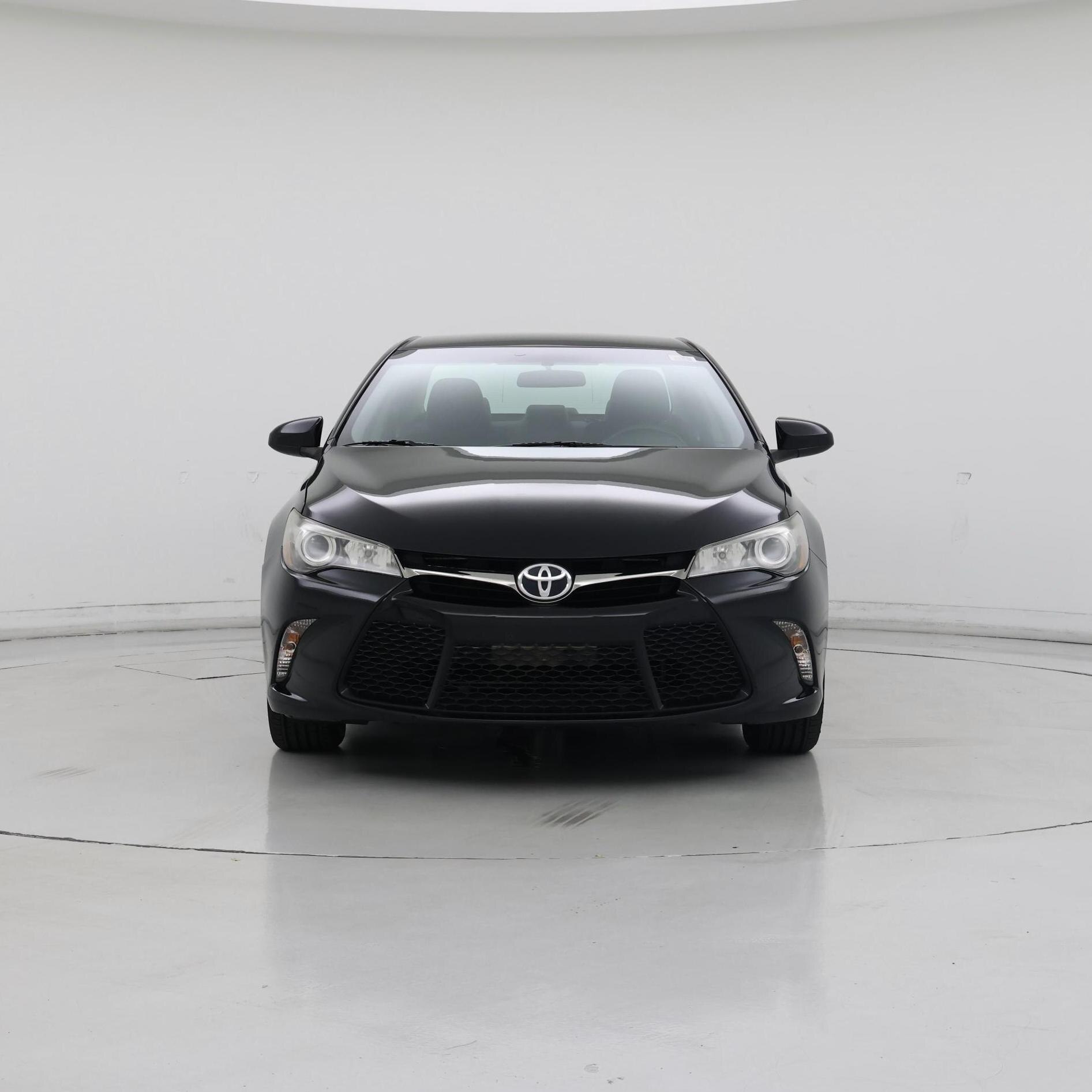Thumbnail: 2017 Toyota Camry - 5