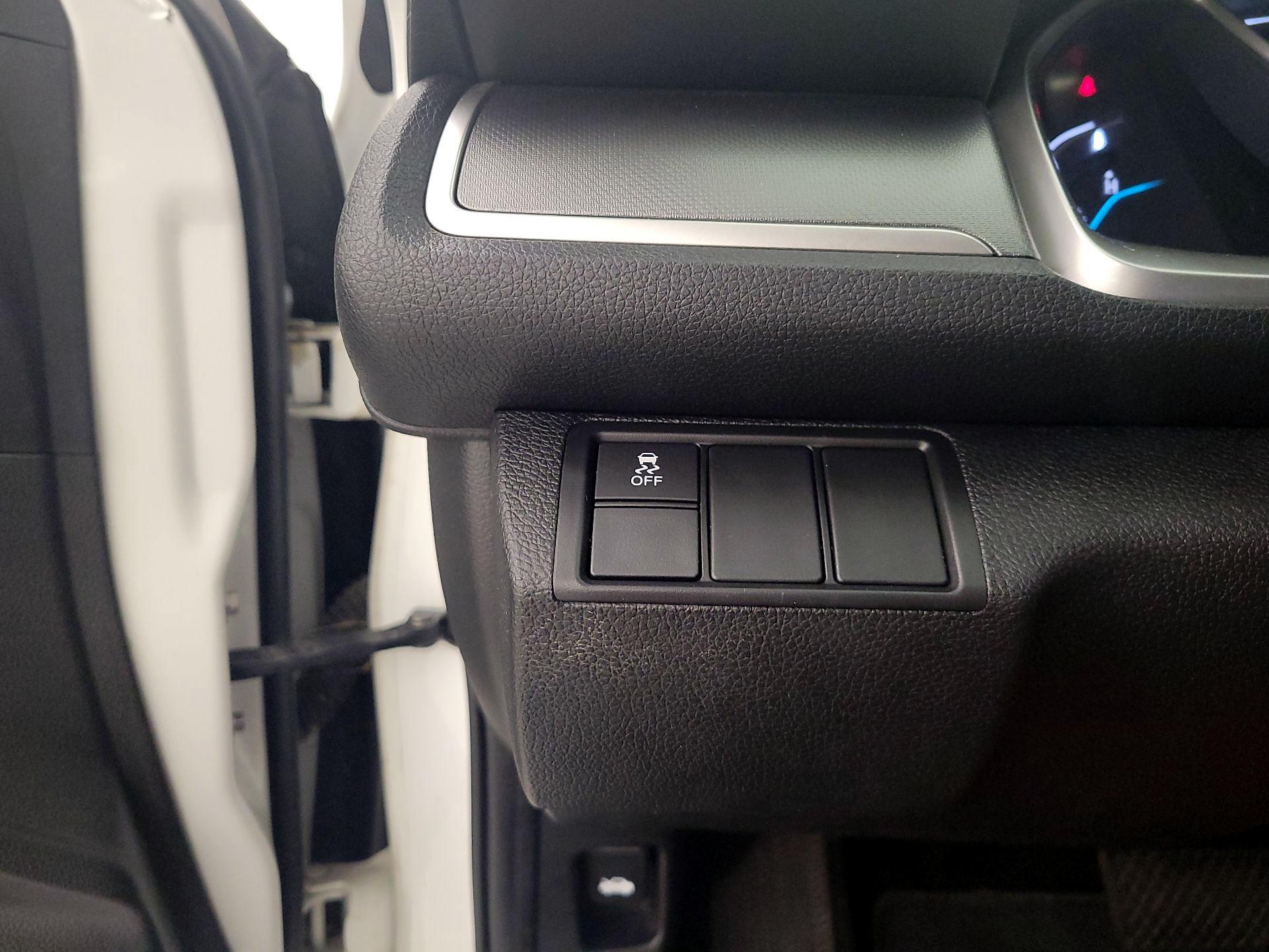Thumbnail: 2016 Honda Civic - 13