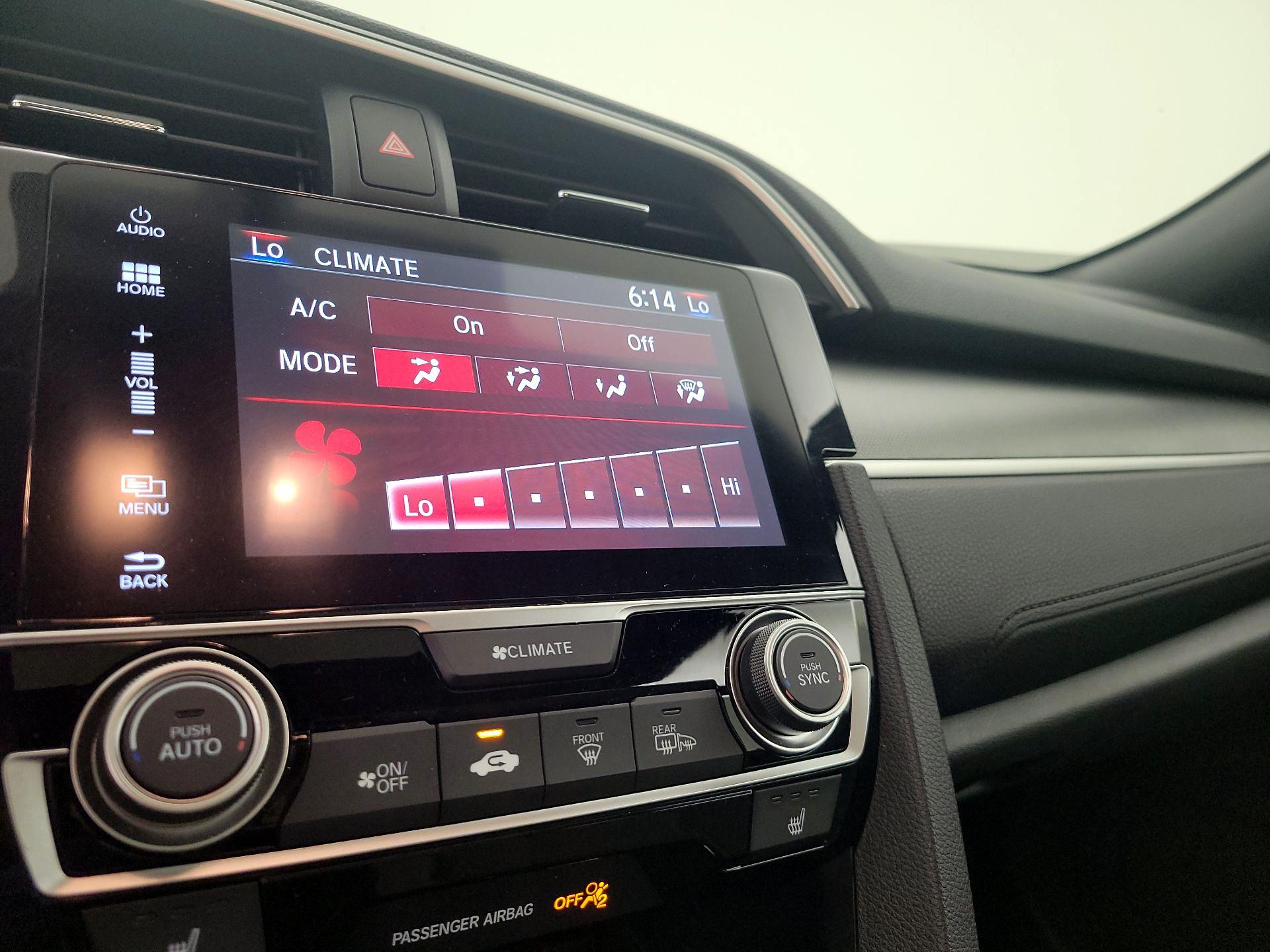 Thumbnail: 2016 Honda Civic - 16