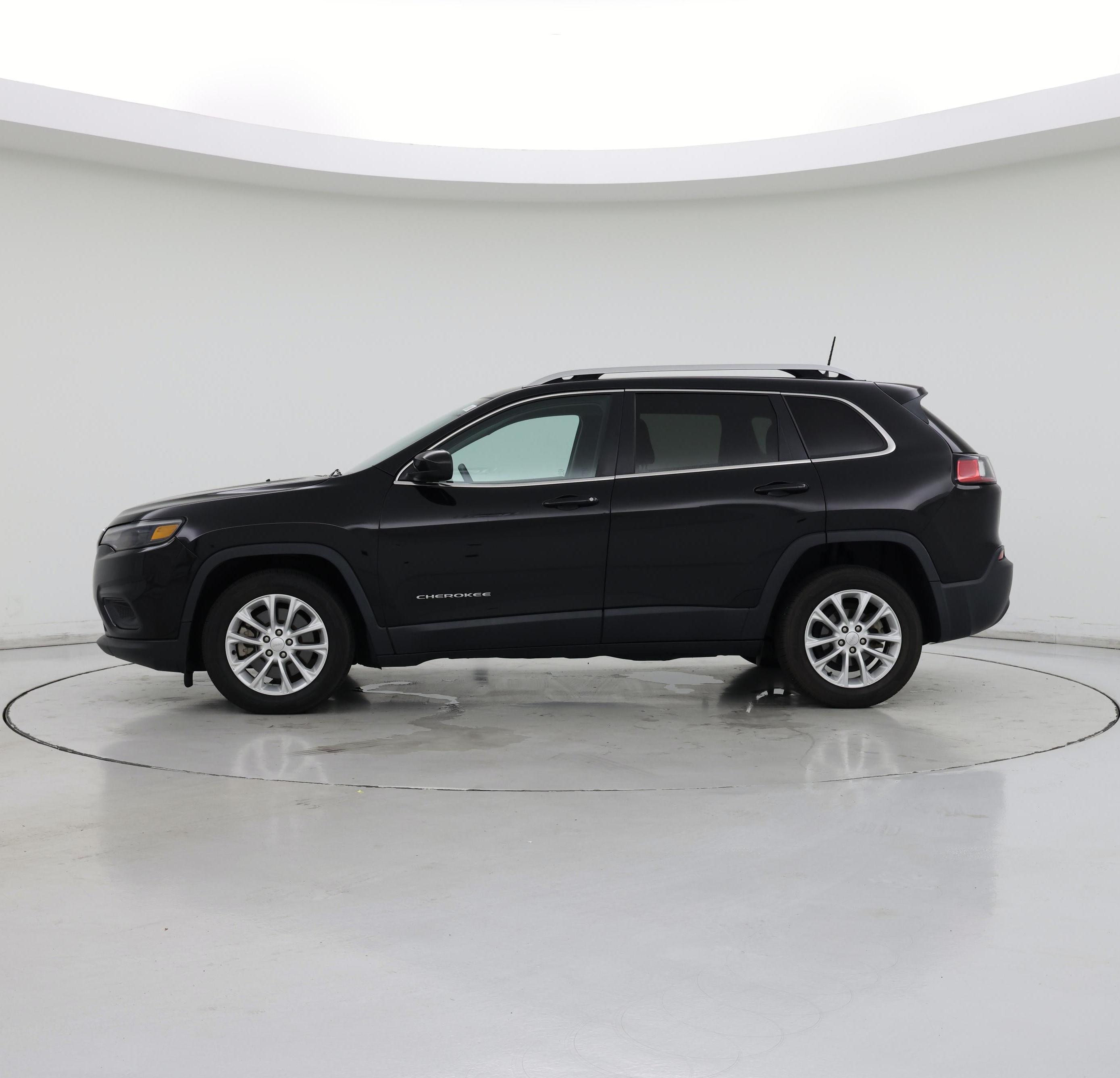 Thumbnail: 2019 Jeep Cherokee - 3
