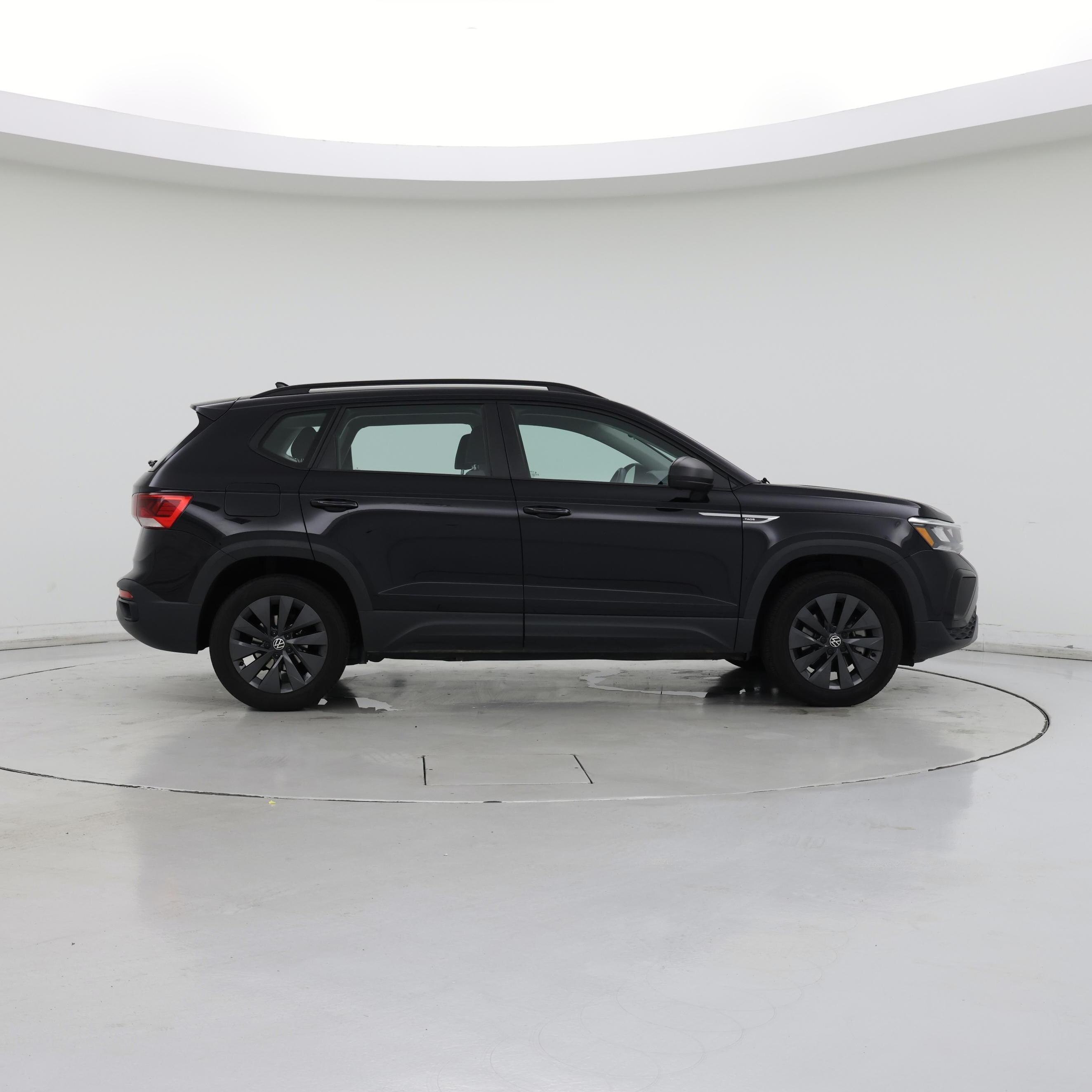 Thumbnail: 2024 Volkswagen Taos - 7