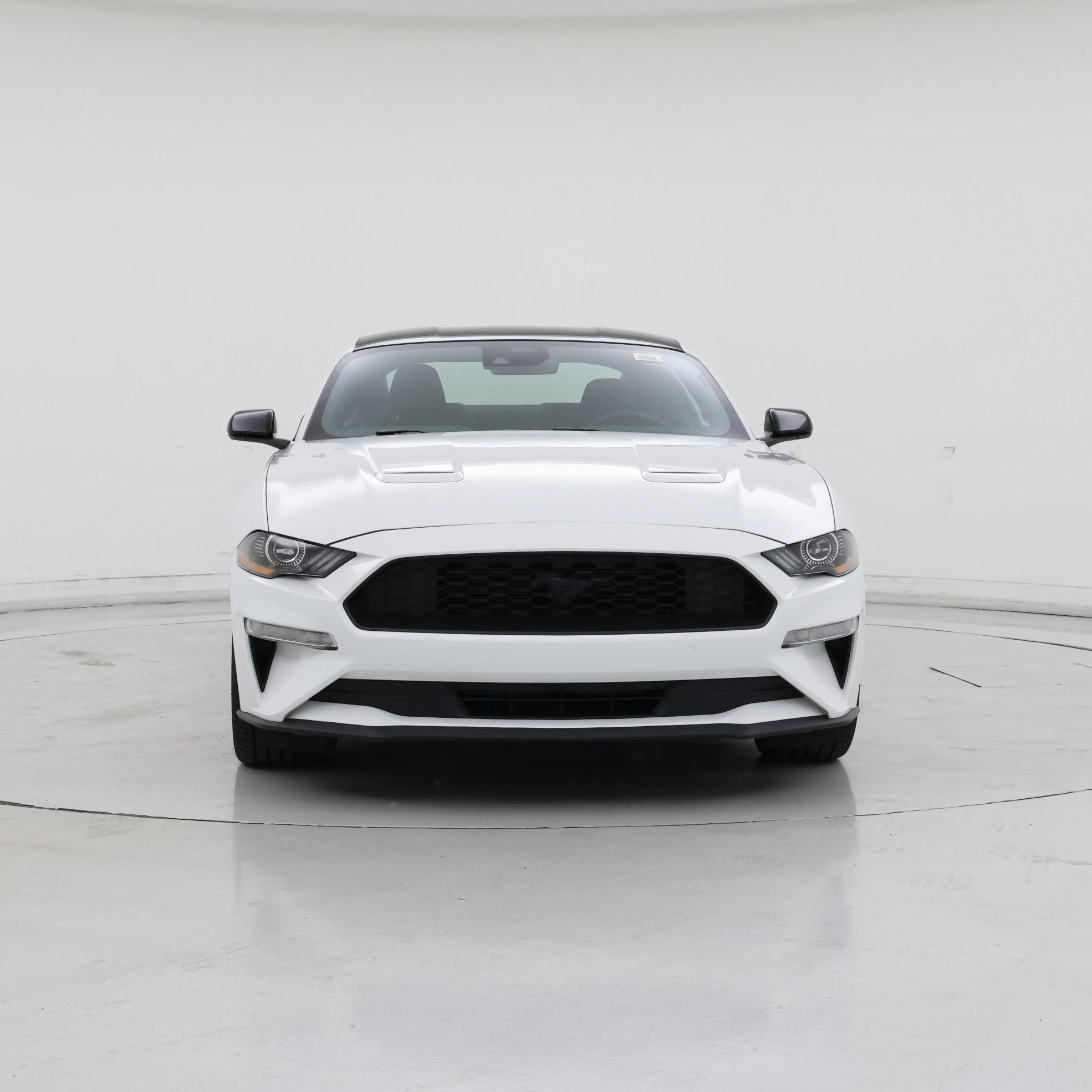 Thumbnail: 2022 Ford Mustang - 5