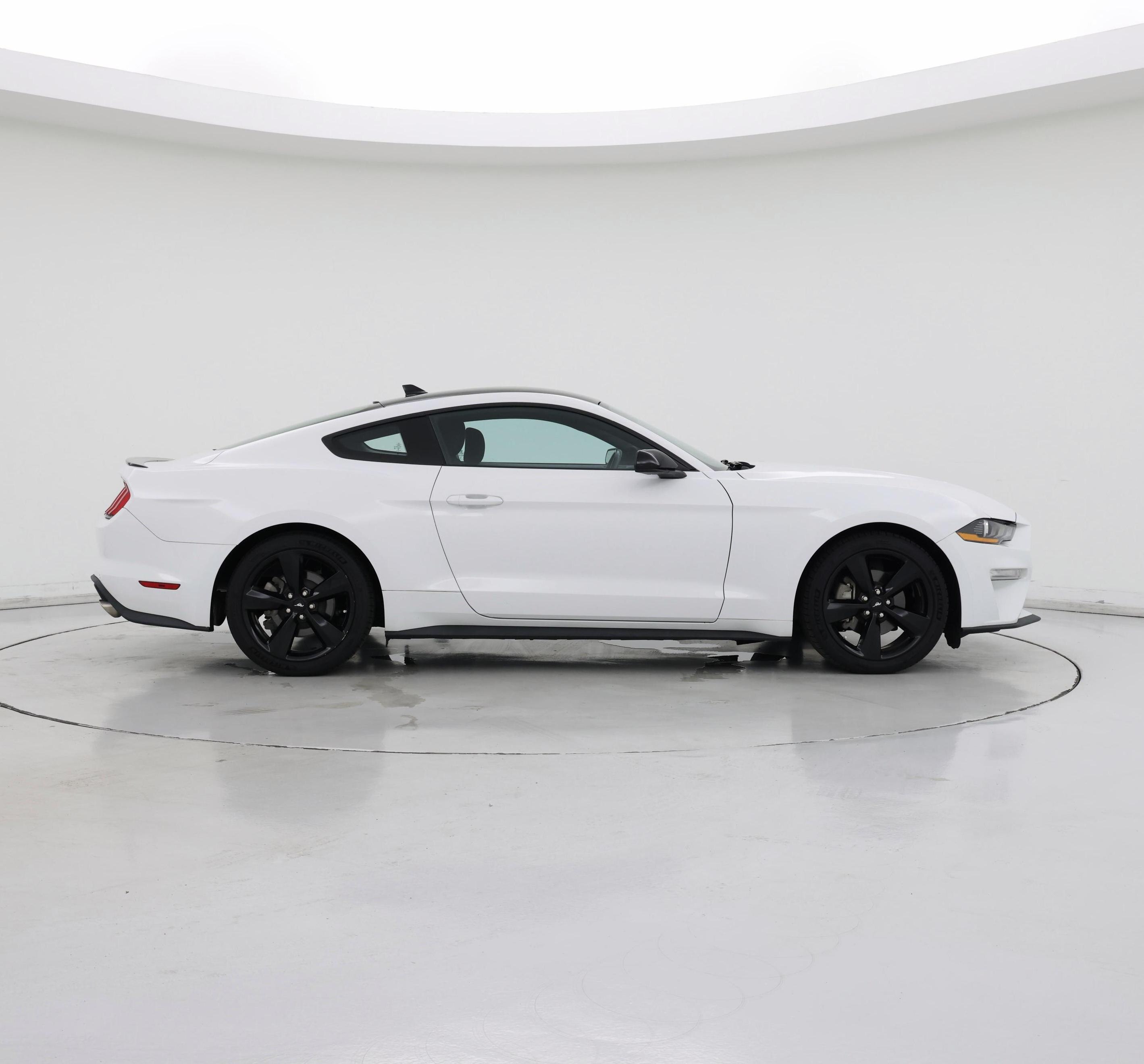 Thumbnail: 2022 Ford Mustang - 7