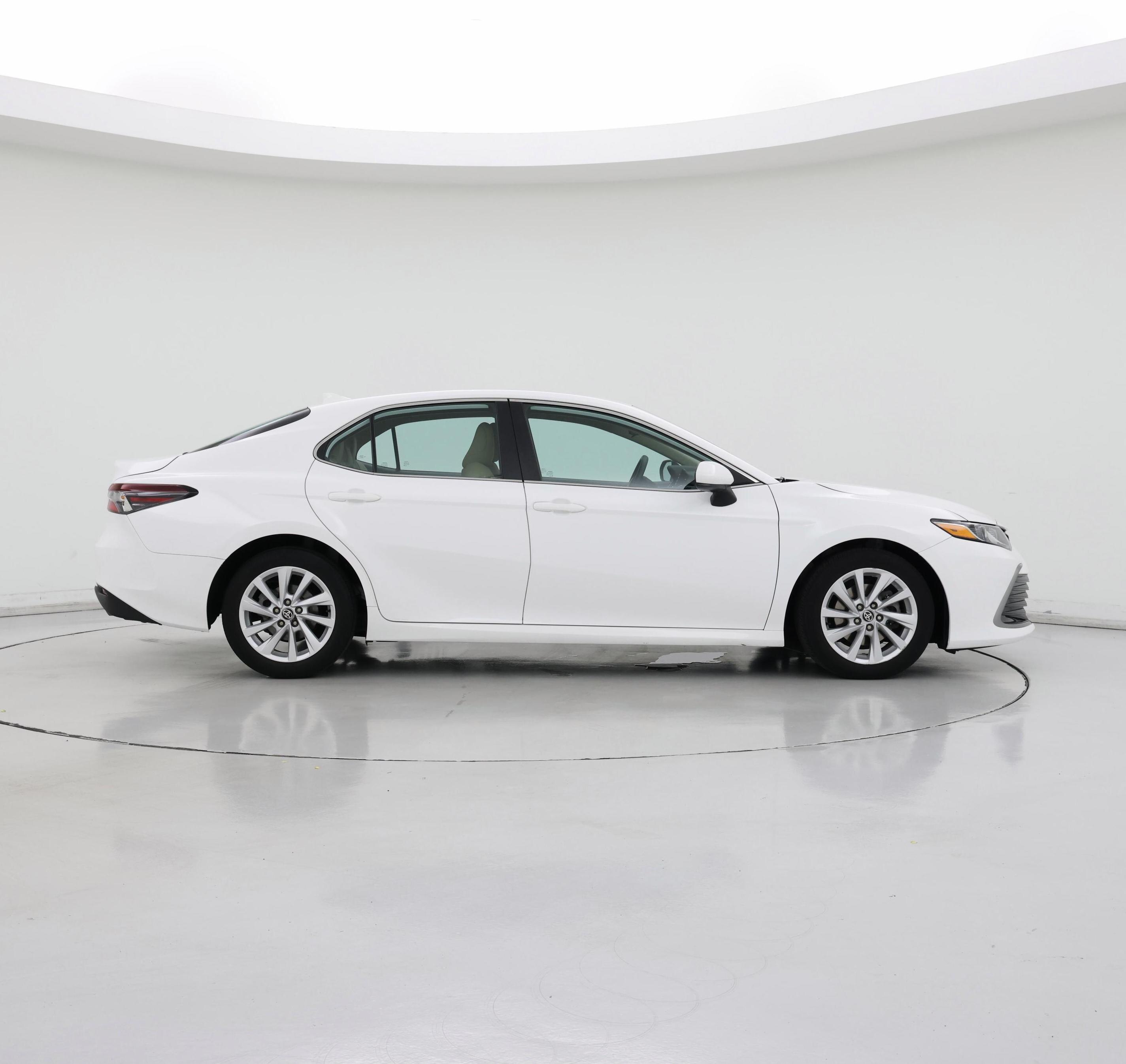 Thumbnail: 2022 Toyota Camry - 7