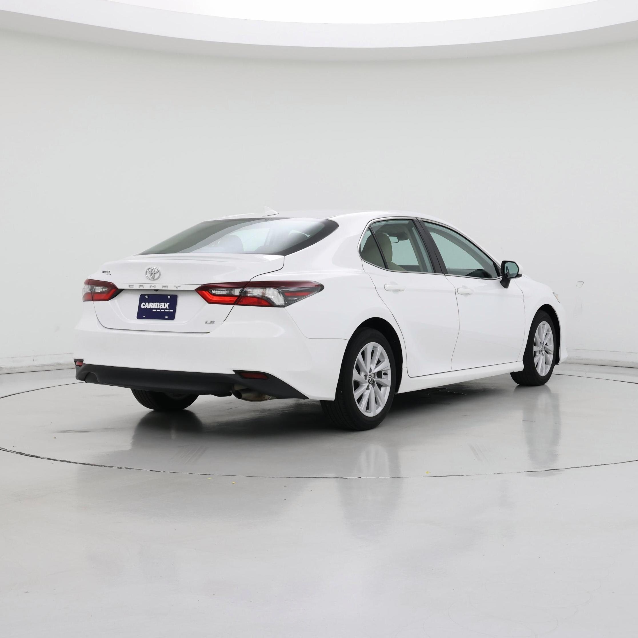 Thumbnail: 2022 Toyota Camry - 8