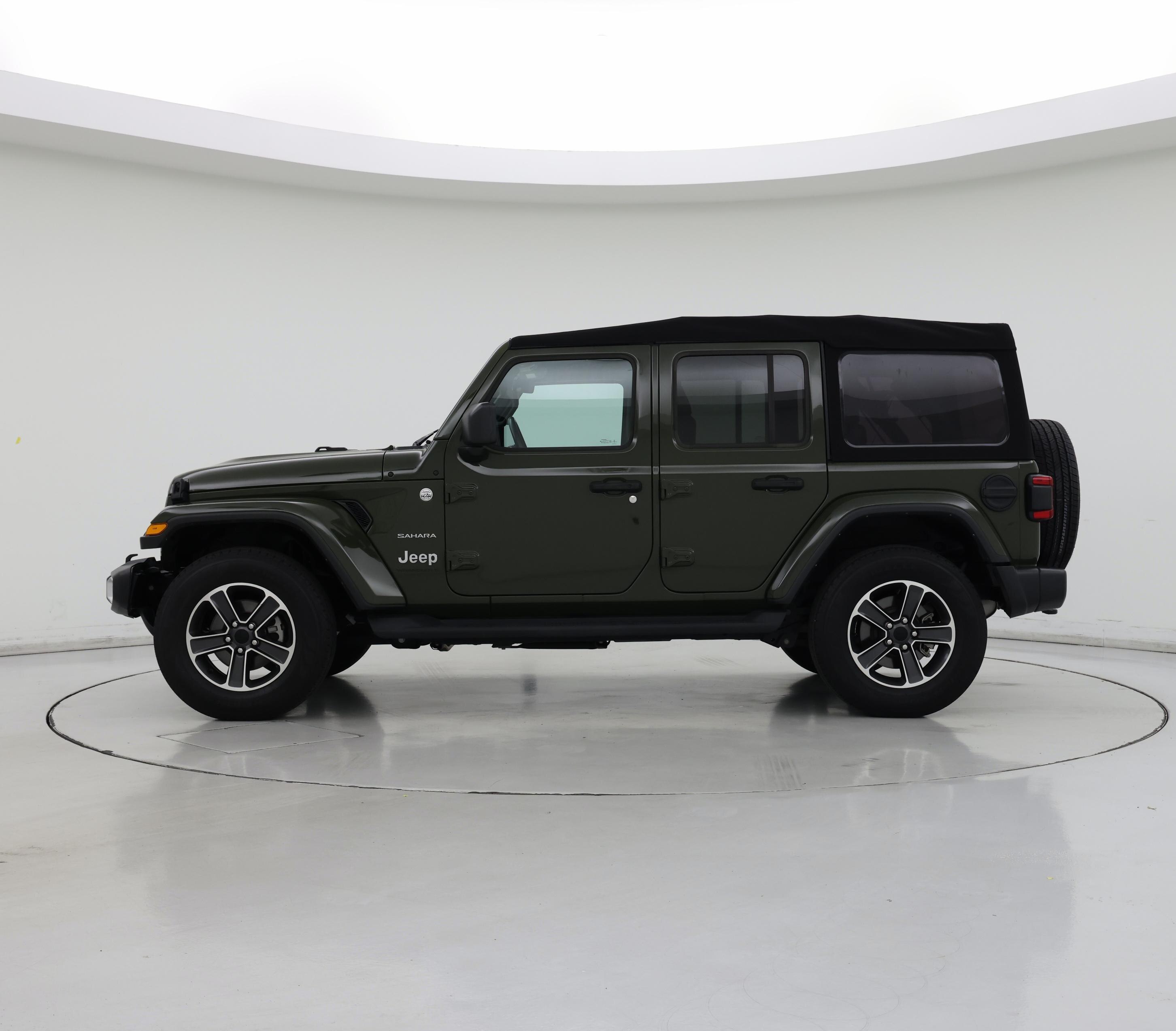 Thumbnail: 2023 Jeep Wrangler - 3