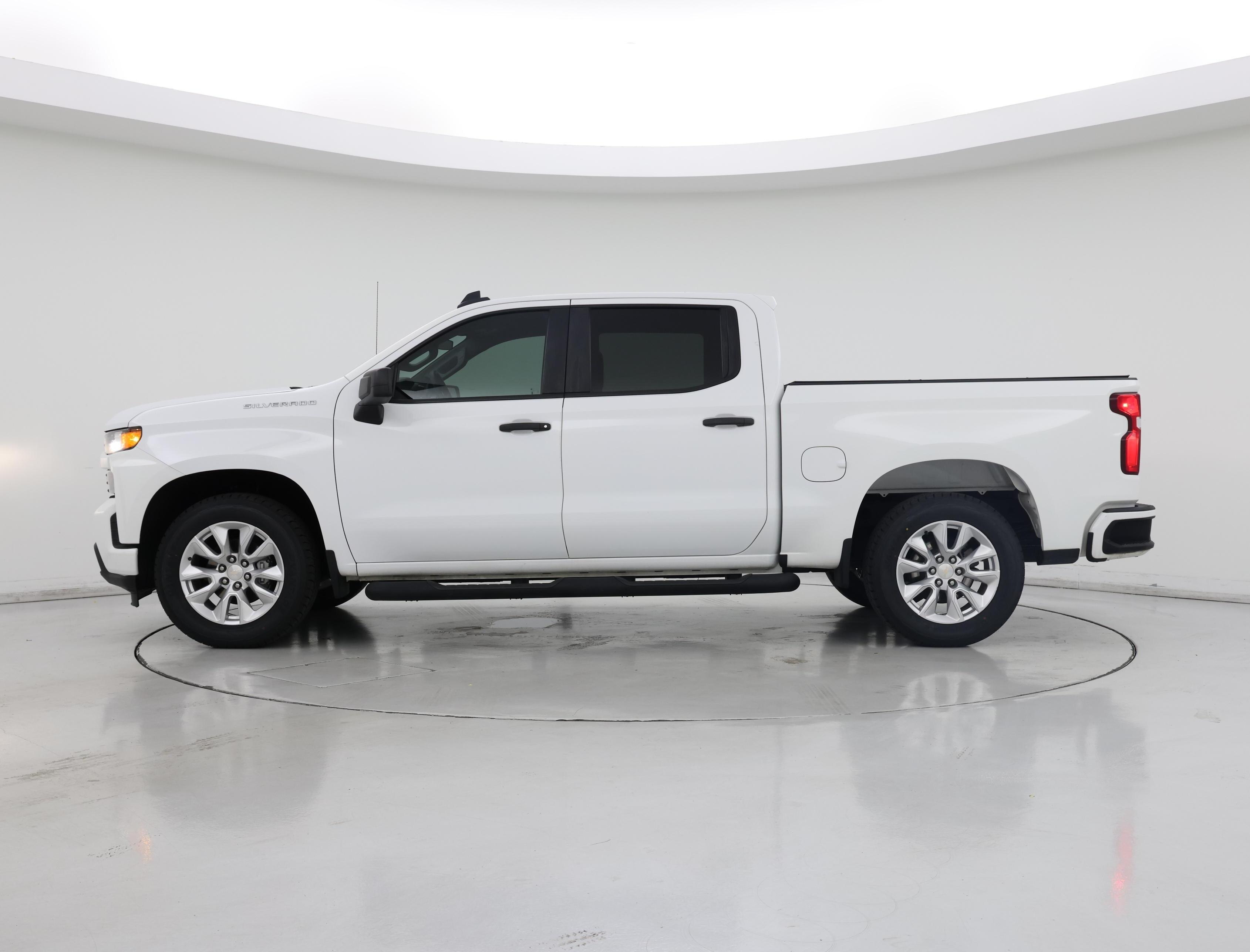 Thumbnail: 2022 Chevrolet Silverado 1500 - 3
