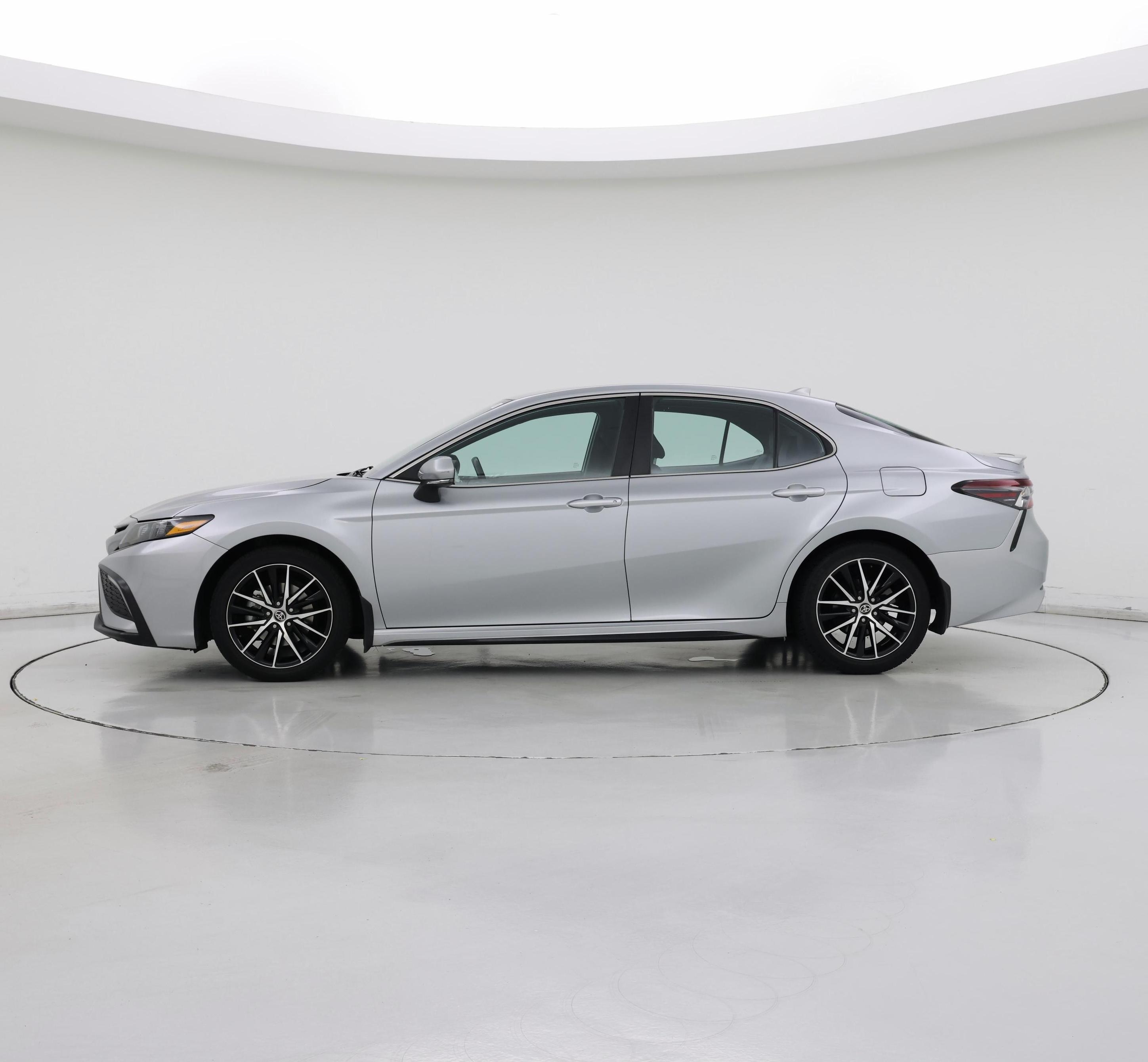Thumbnail: 2023 Toyota Camry - 3