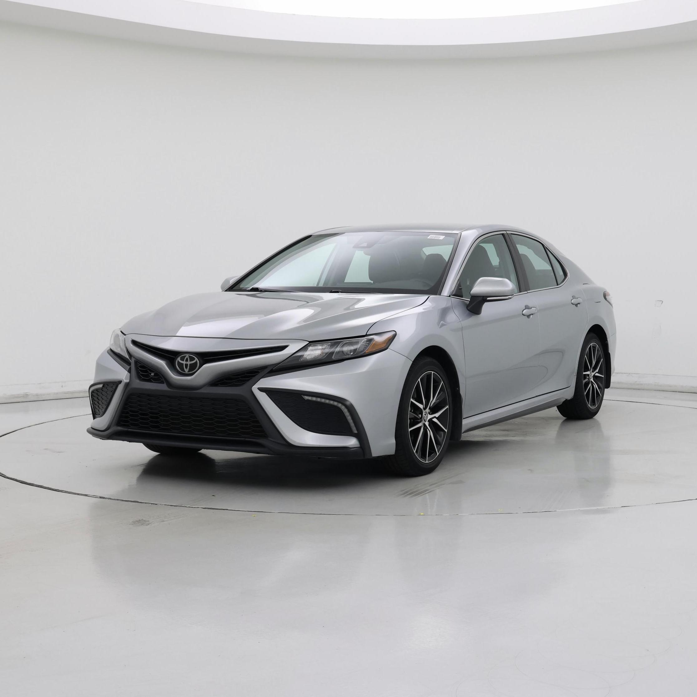 Thumbnail: 2023 Toyota Camry - 4