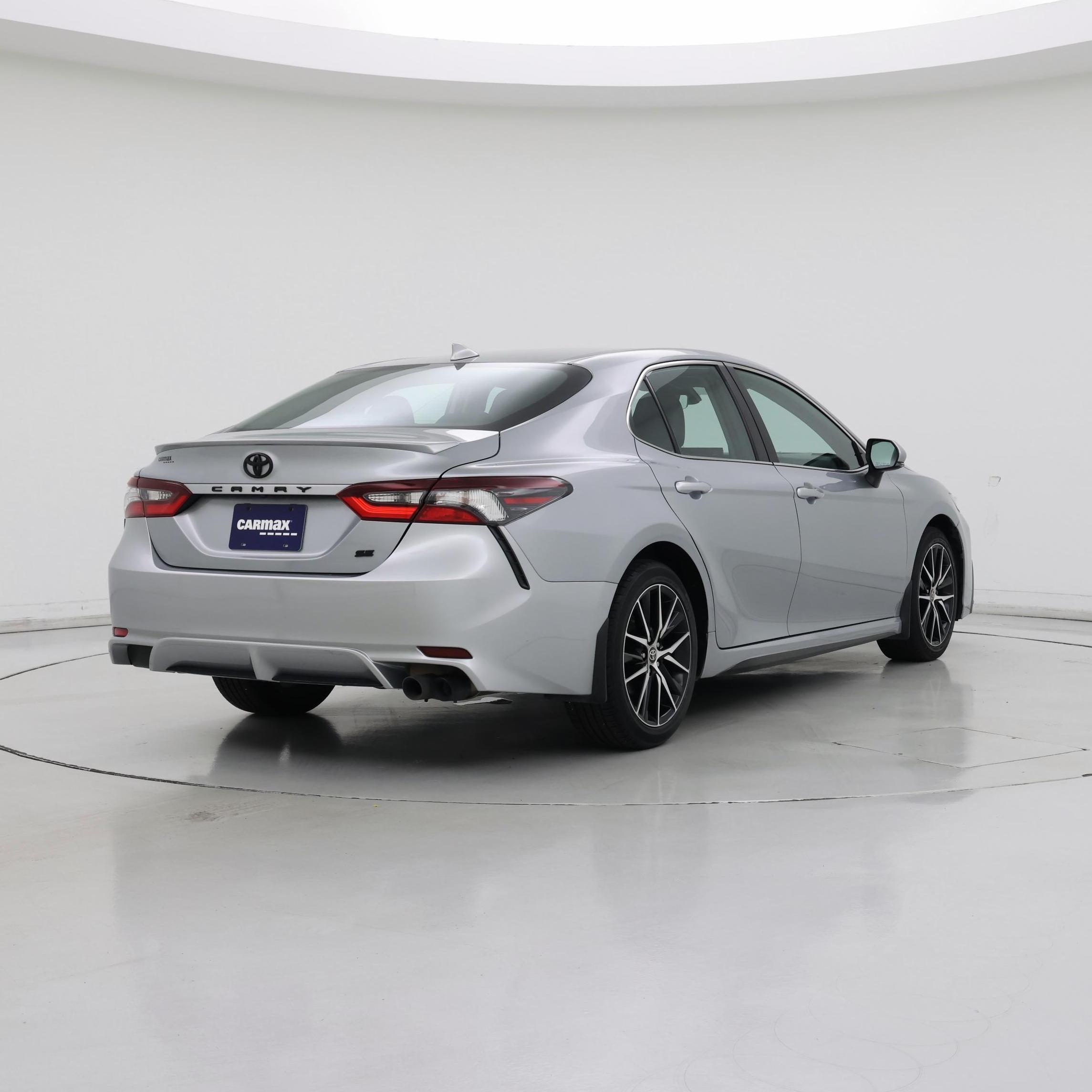 Thumbnail: 2023 Toyota Camry - 8