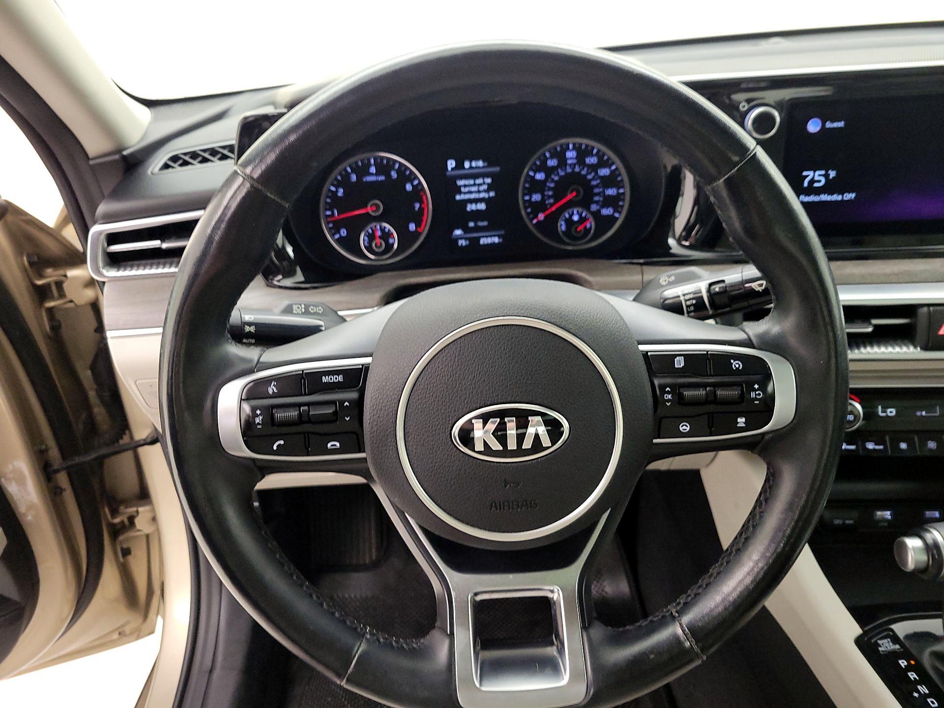 Thumbnail: 2021 Kia K5 - 10
