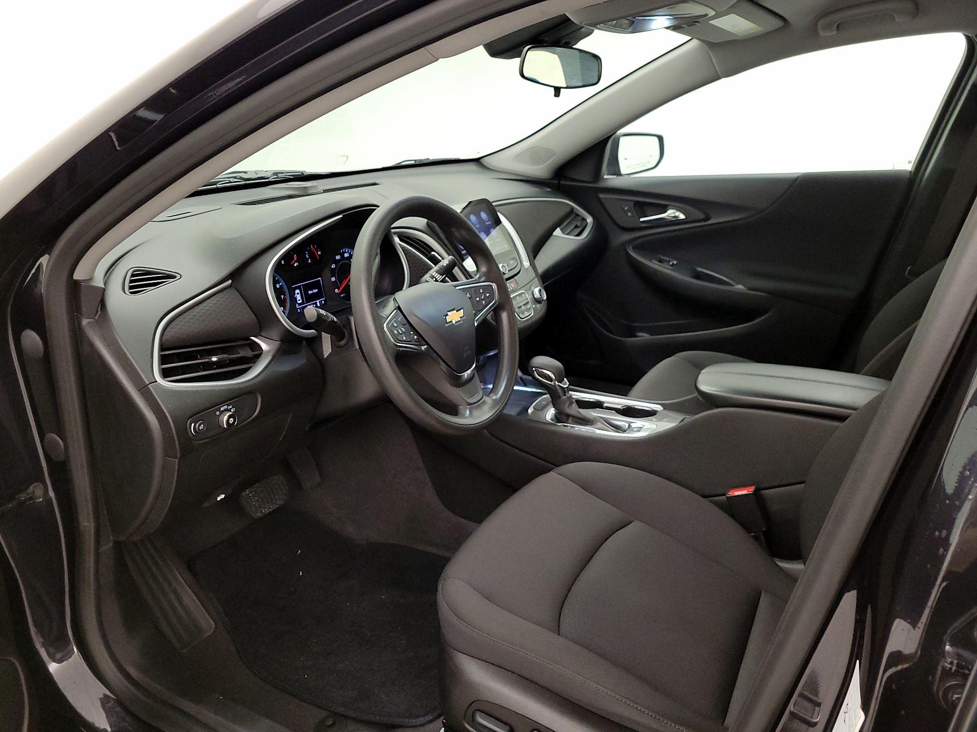 Thumbnail: 2023 Chevrolet Malibu - 11