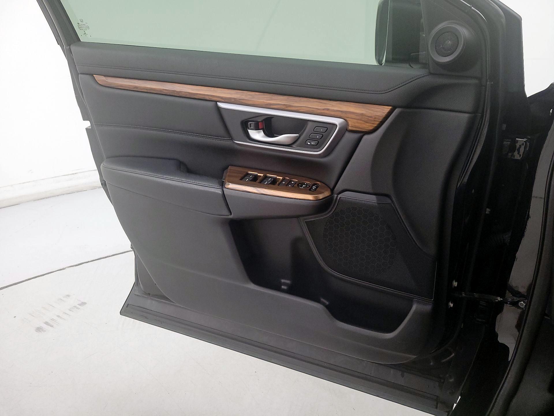 Thumbnail: 2017 Honda CR-V - 12