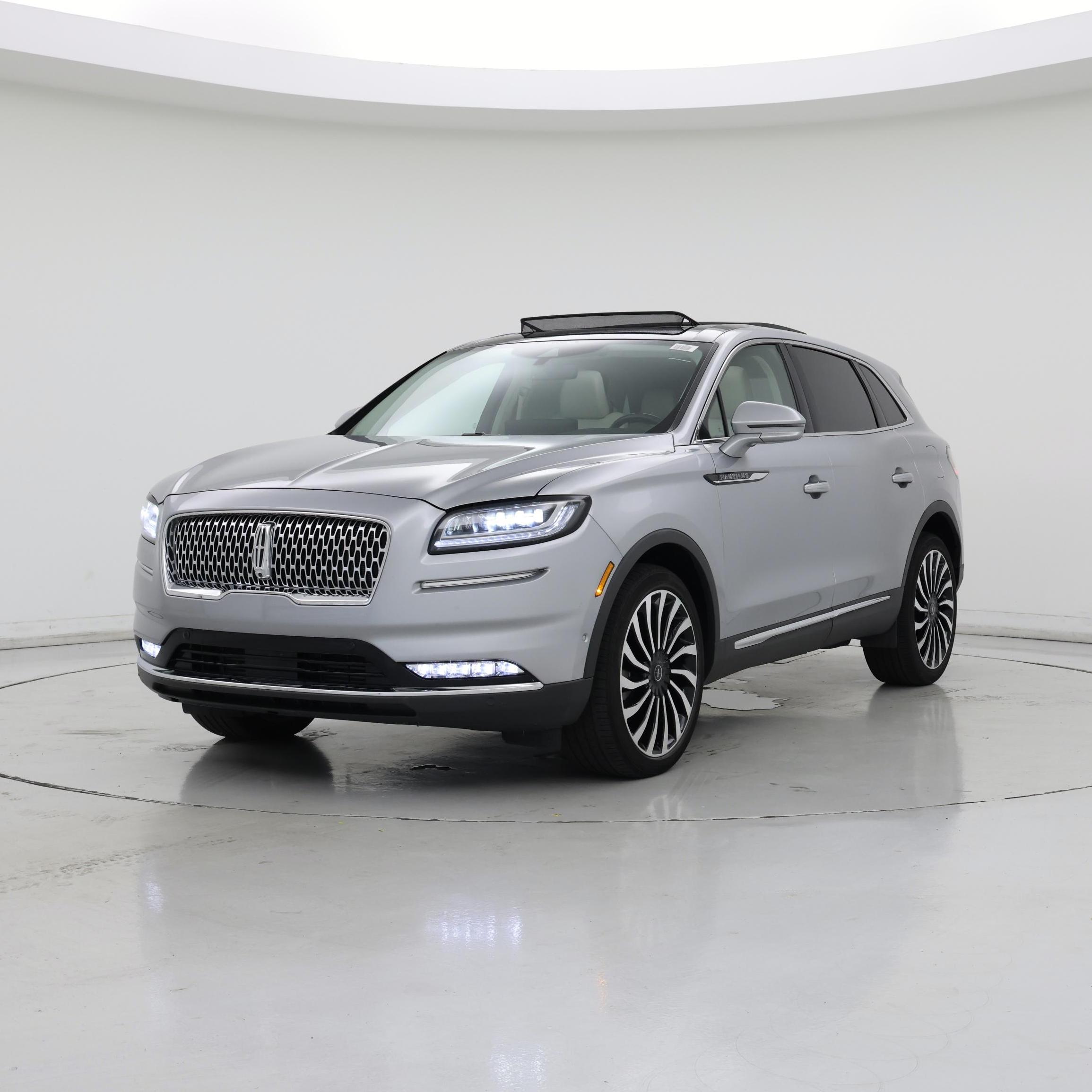 Thumbnail: 2021 Lincoln Nautilus - 4