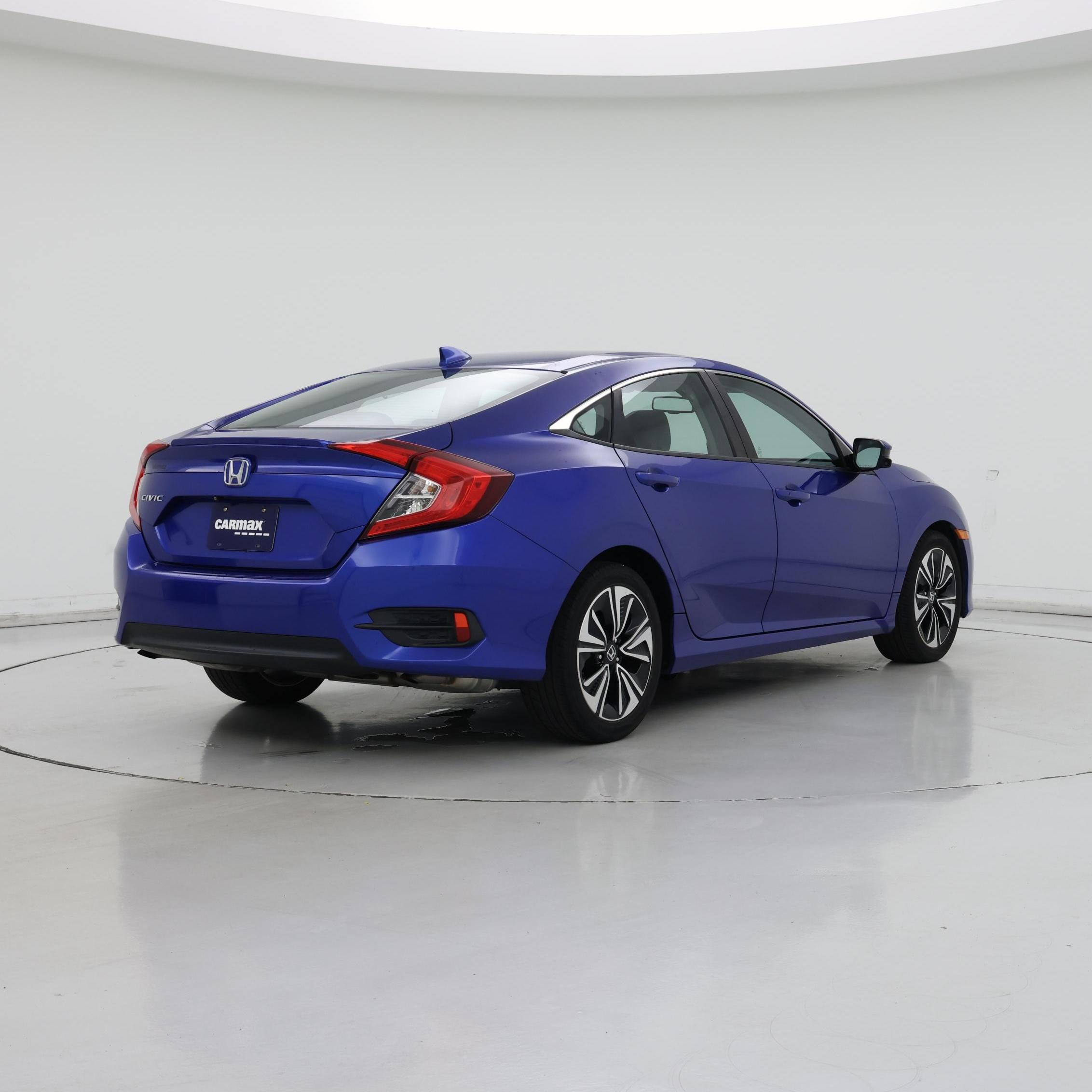 Thumbnail: 2017 Honda Civic - 8