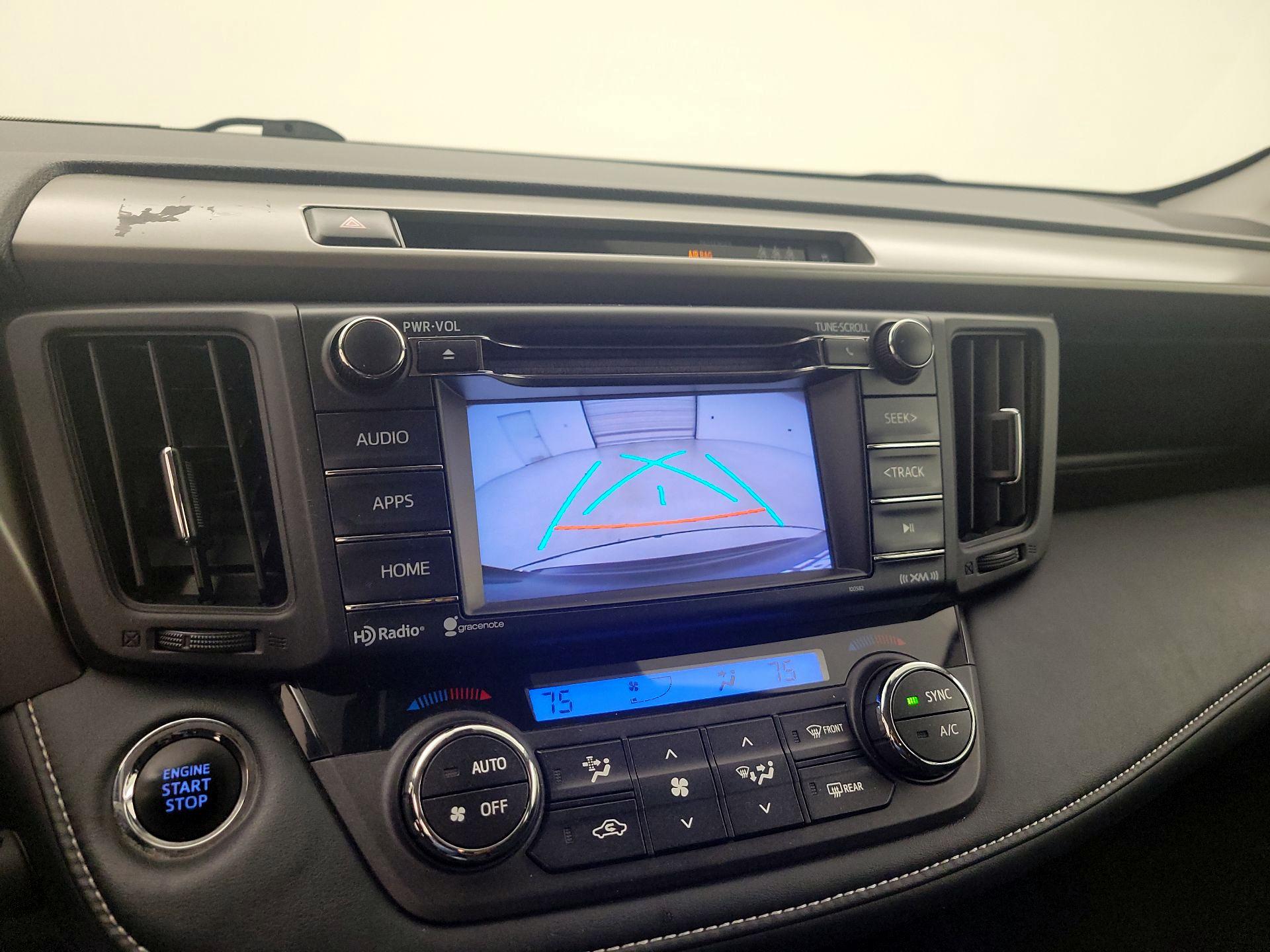 Thumbnail: 2018 Toyota RAV4 - 14