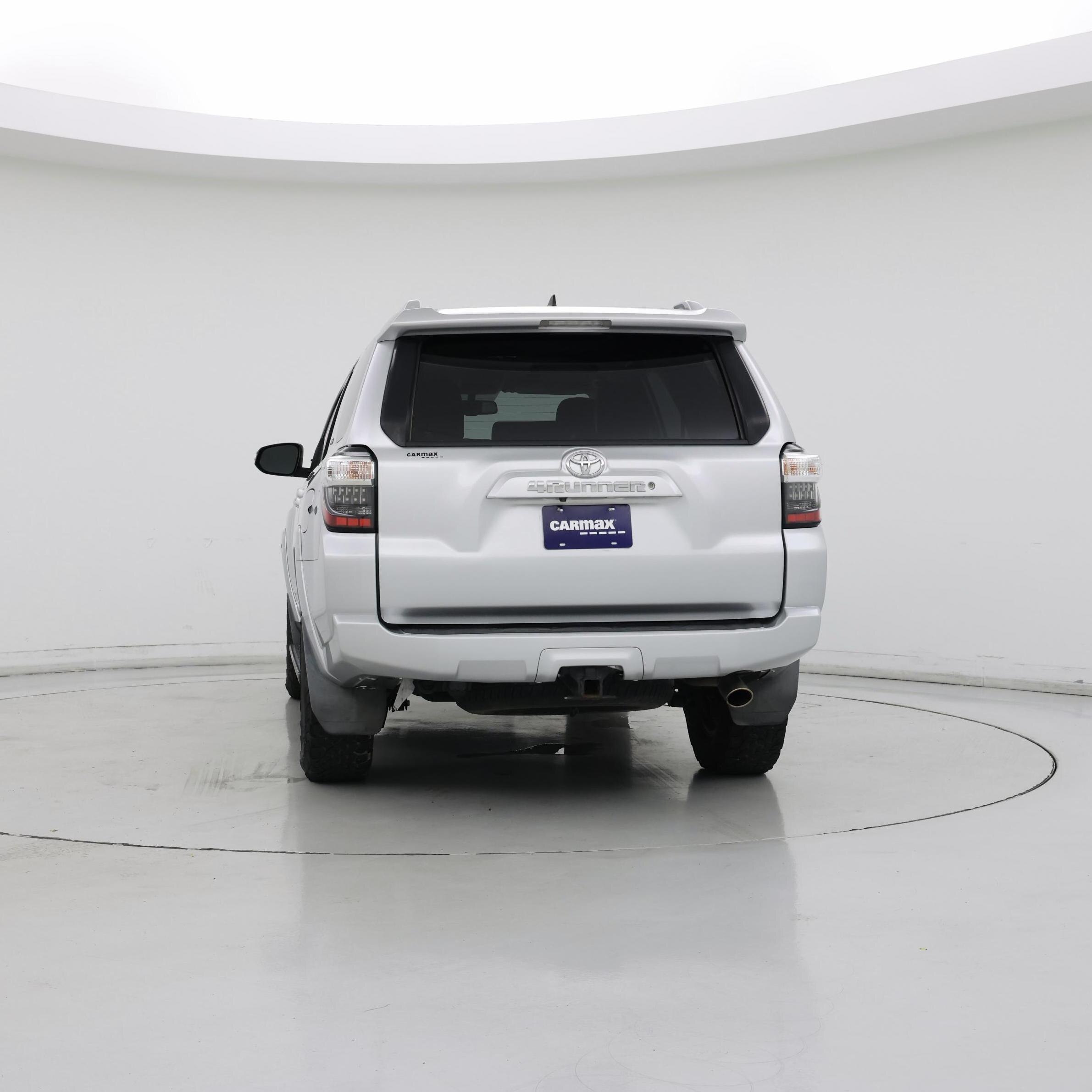 Thumbnail: 2017 Toyota 4Runner - 6