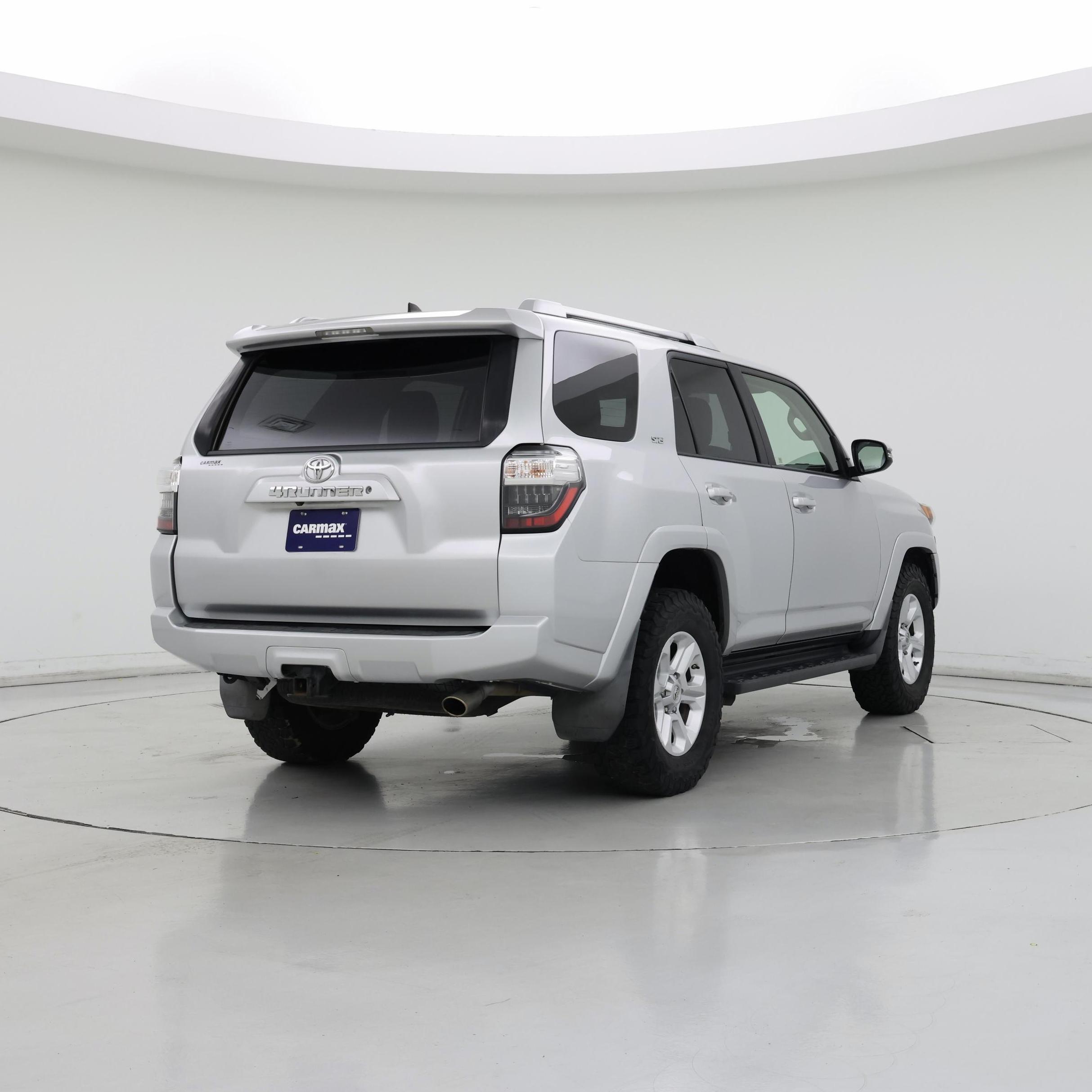 Thumbnail: 2017 Toyota 4Runner - 8