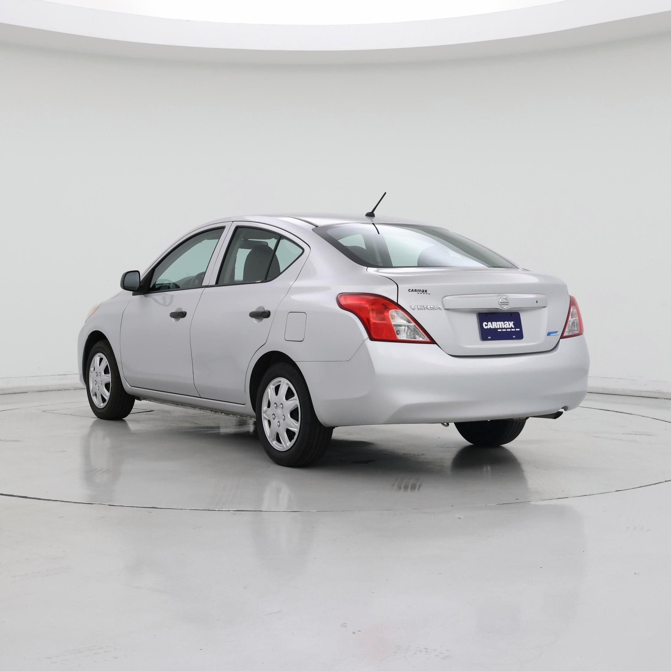 Thumbnail: 2014 Nissan Versa - 2
