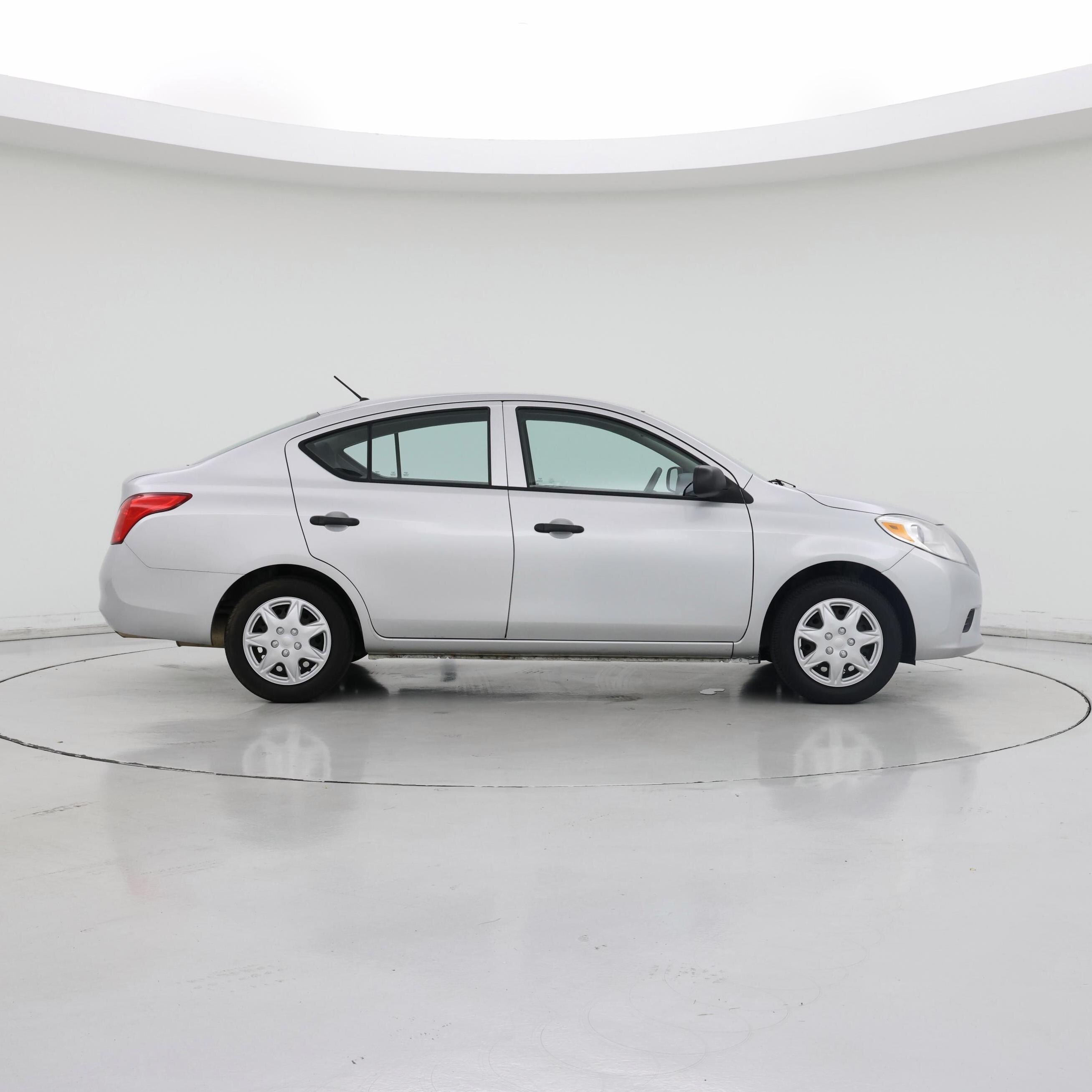 Thumbnail: 2014 Nissan Versa - 7