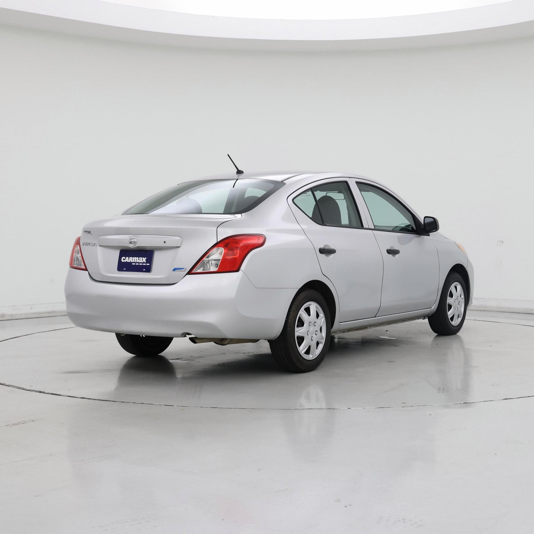 Thumbnail: 2014 Nissan Versa - 8