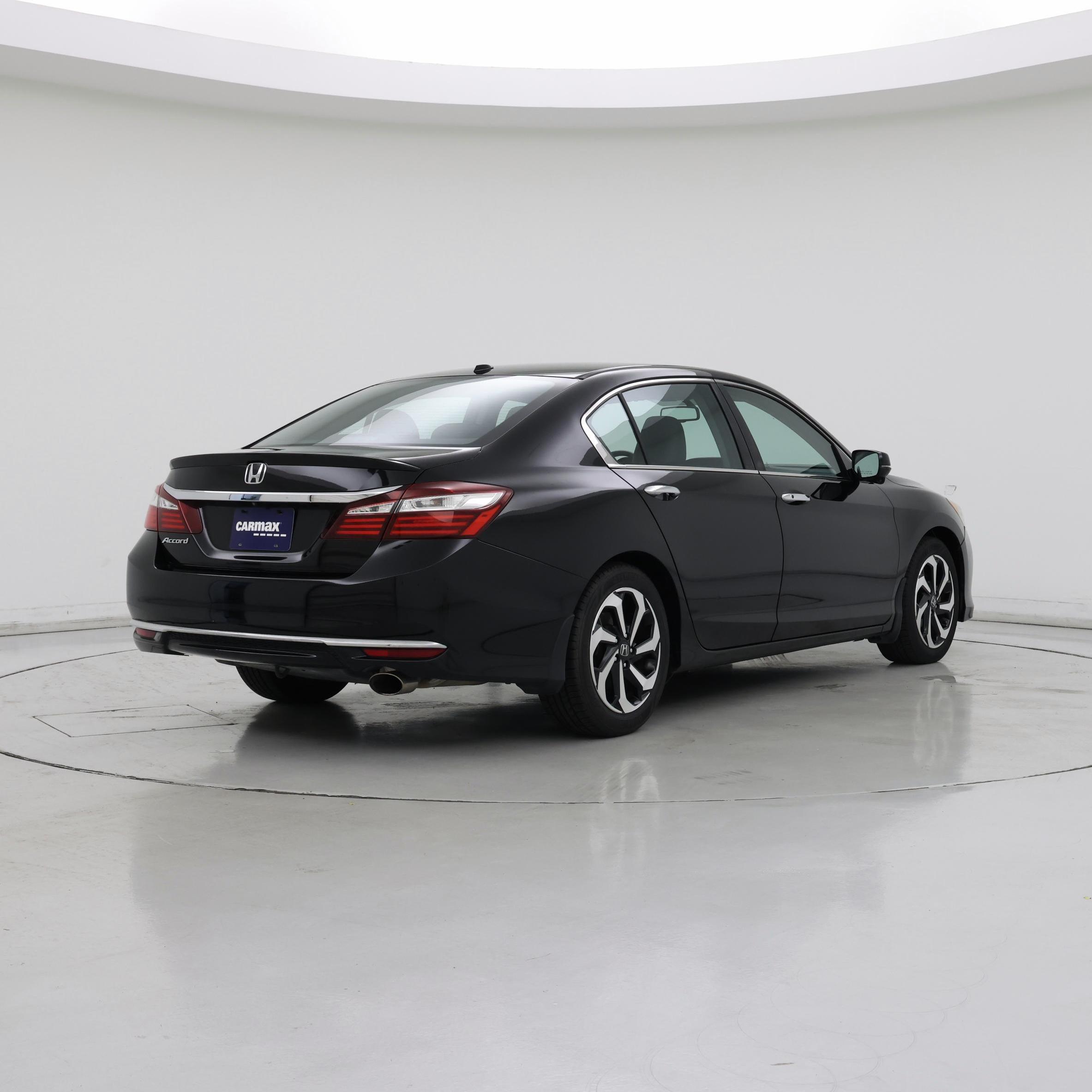 Thumbnail: 2017 Honda Accord - 8