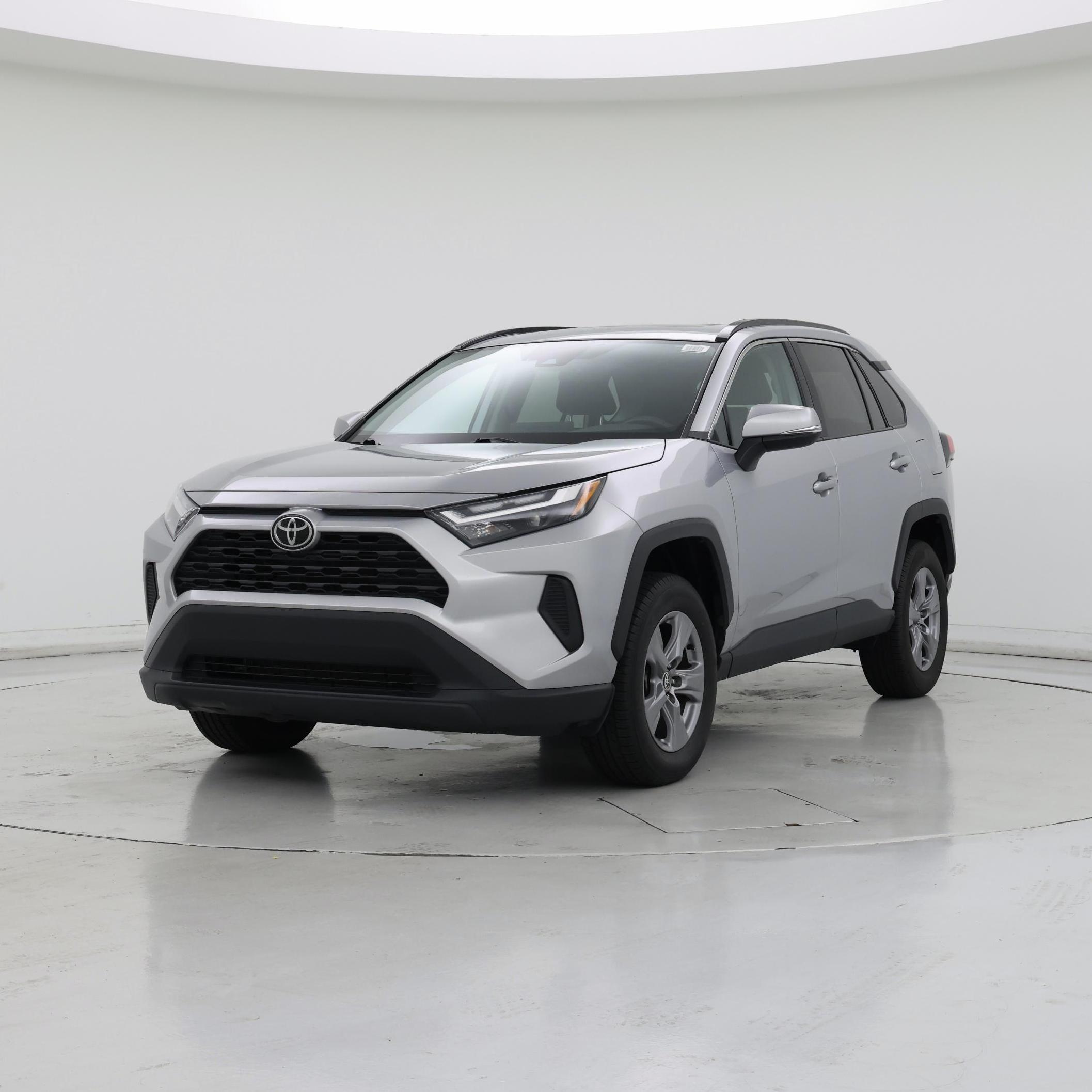 Thumbnail: 2022 Toyota RAV4 - 4