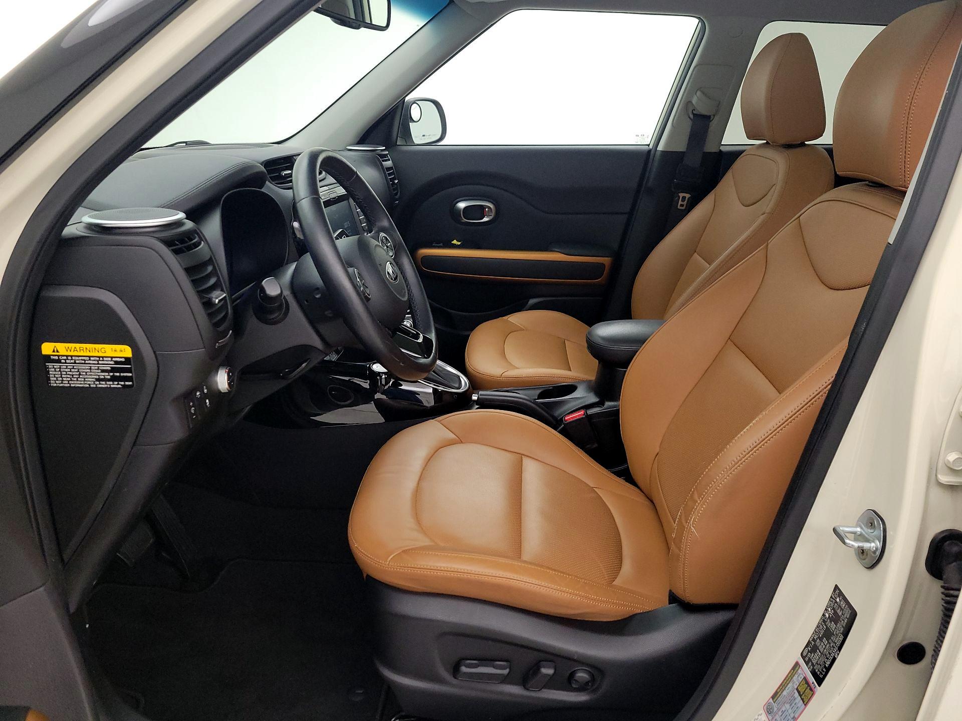 Thumbnail: 2016 Kia Soul - 11