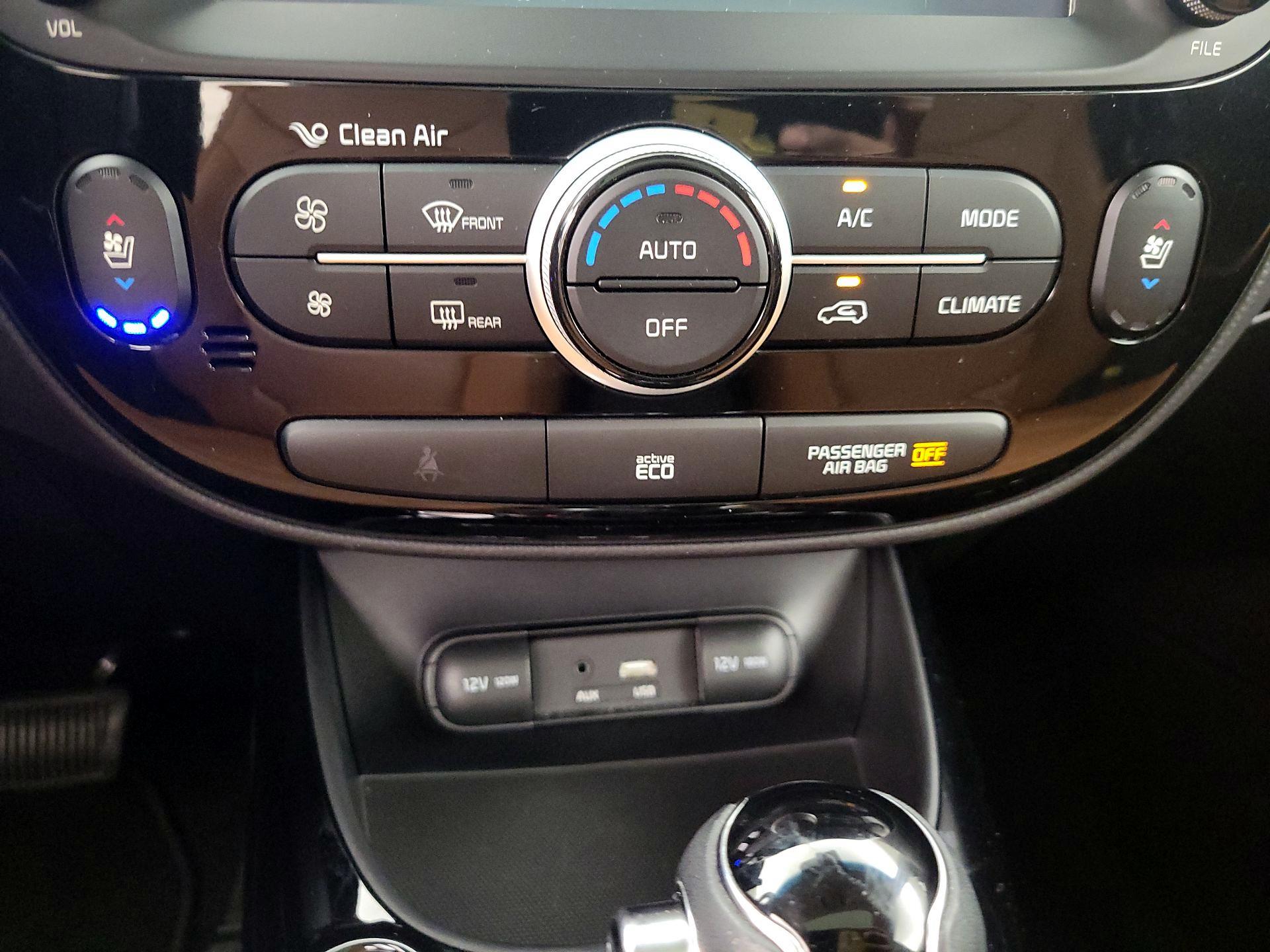 Thumbnail: 2016 Kia Soul - 17
