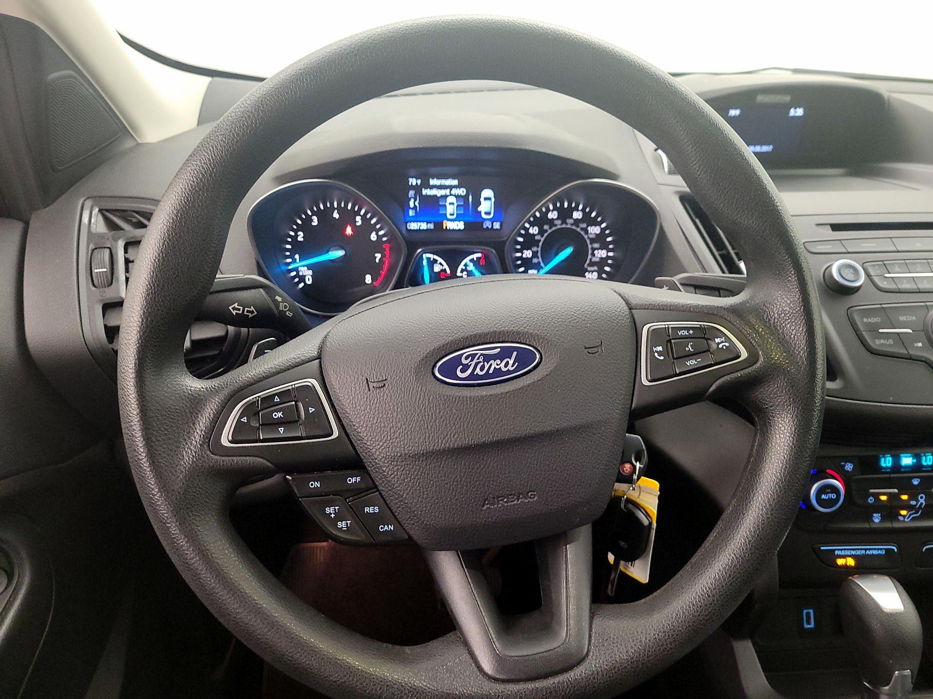 Thumbnail: 2017 Ford Escape - 10