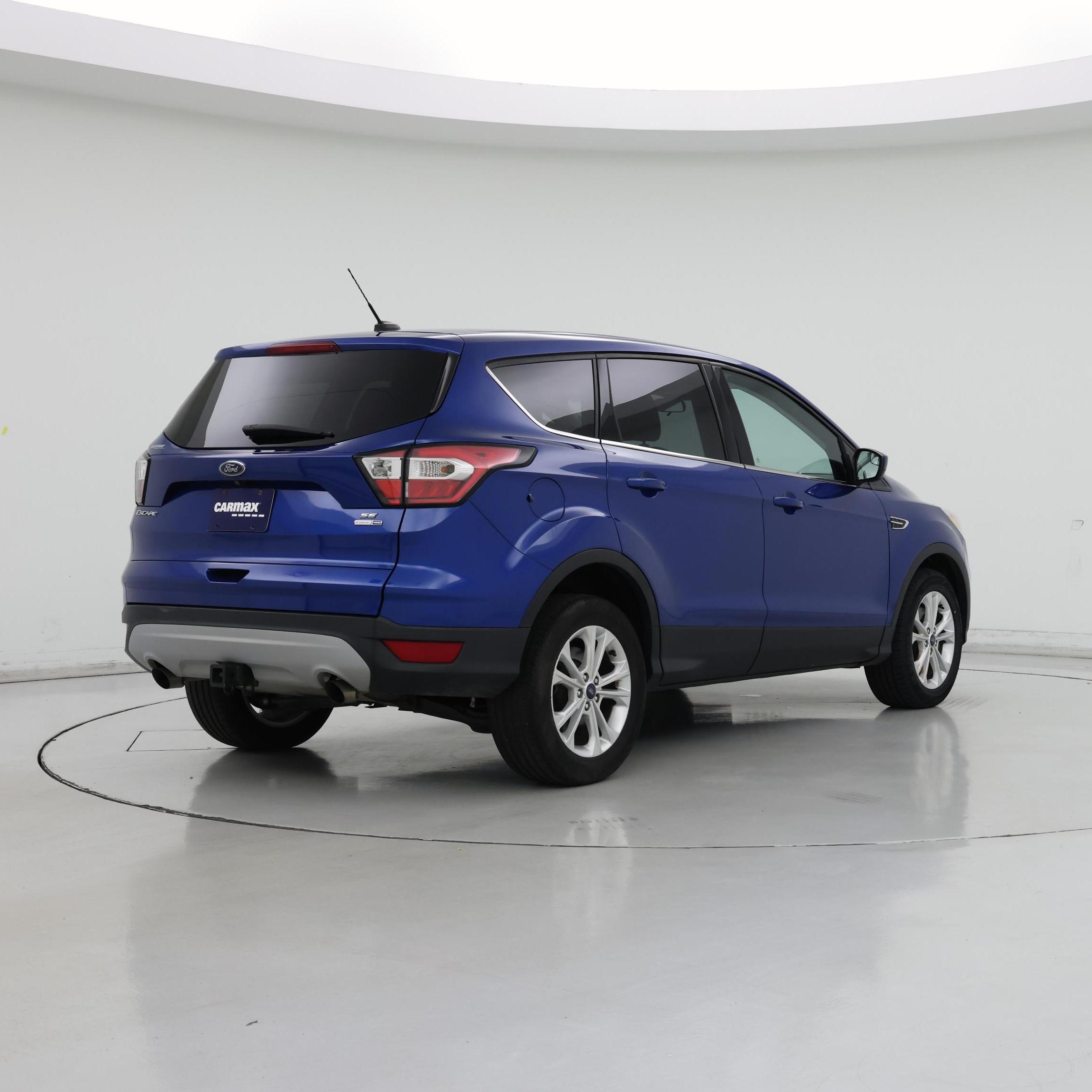 Thumbnail: 2017 Ford Escape - 8