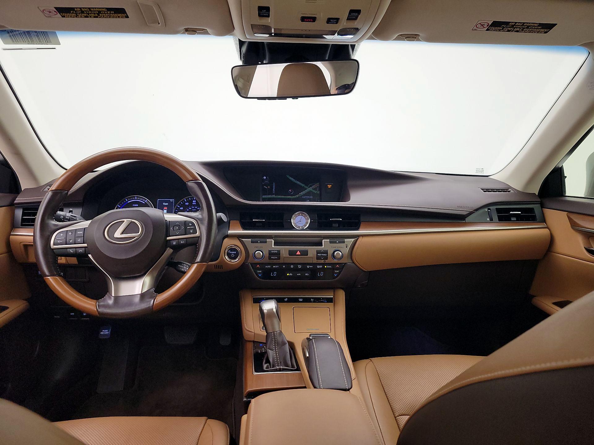 Thumbnail: 2017 Lexus ES - 9