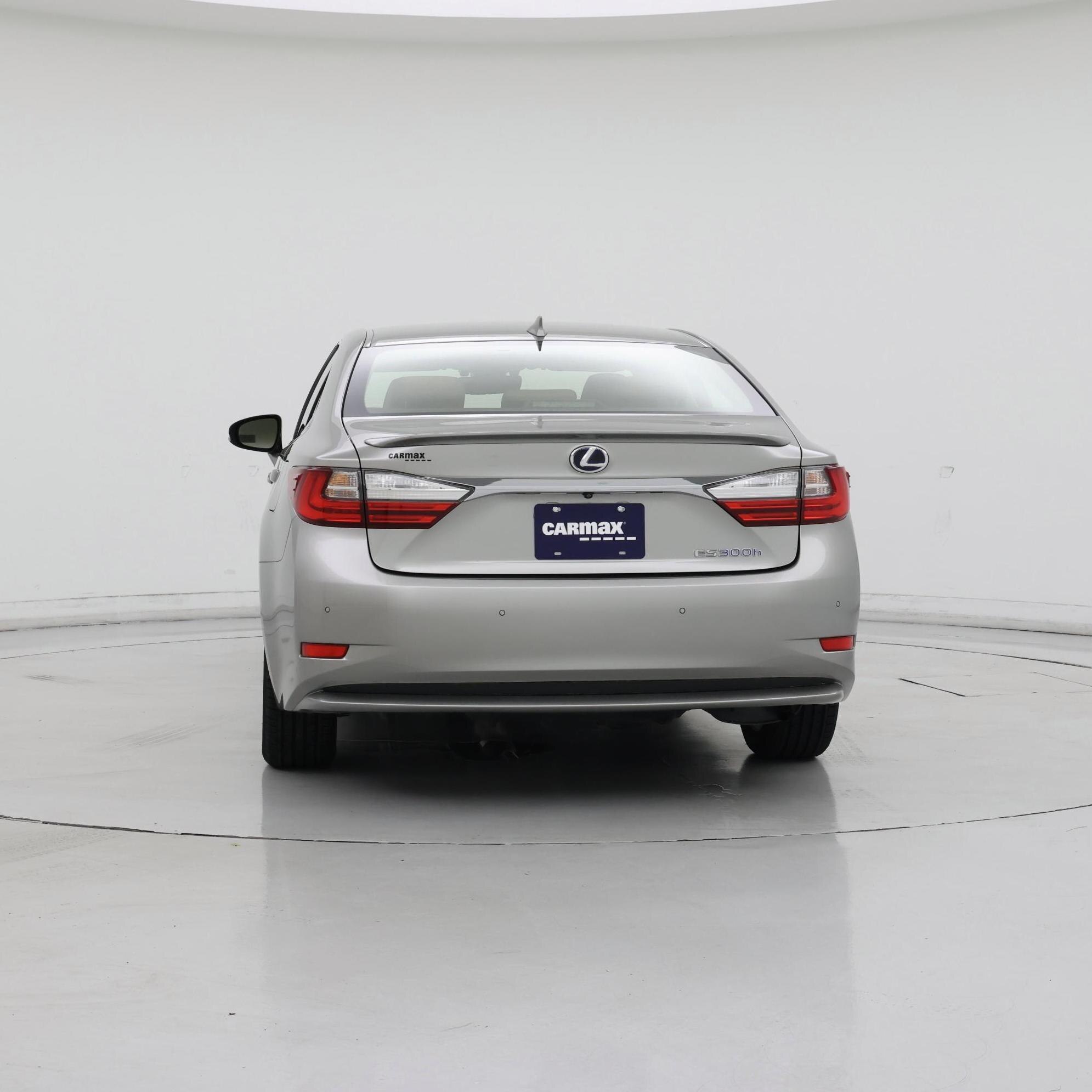 Thumbnail: 2017 Lexus ES - 6