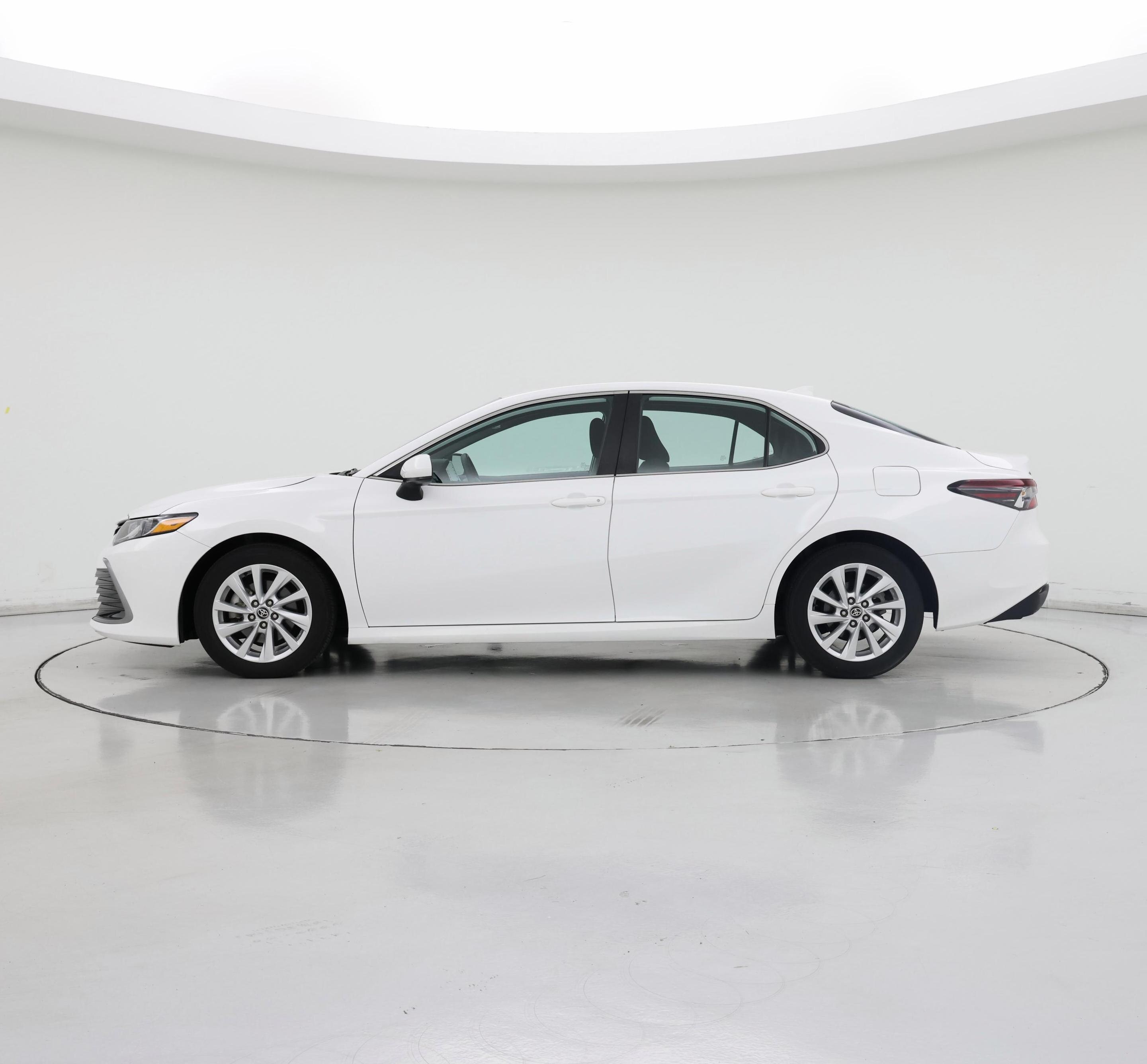Thumbnail: 2023 Toyota Camry - 3