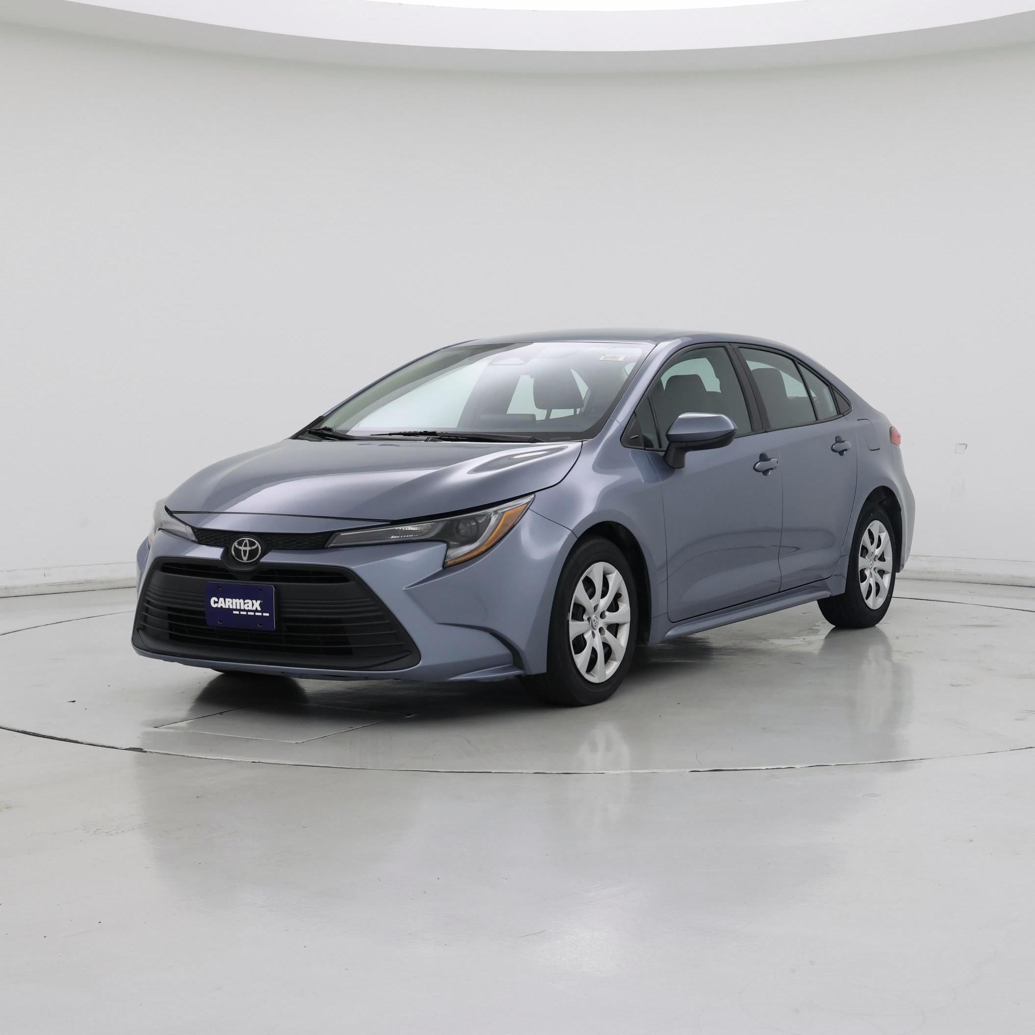 Thumbnail: 2023 Toyota Corolla - 4