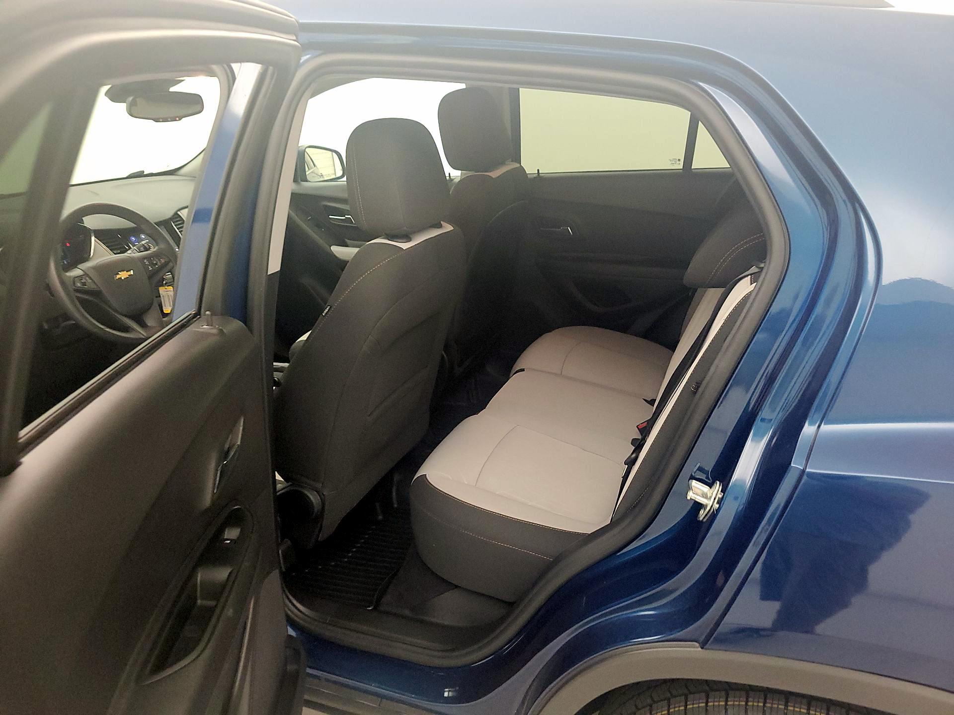 Thumbnail: 2020 Chevrolet Trax - 19